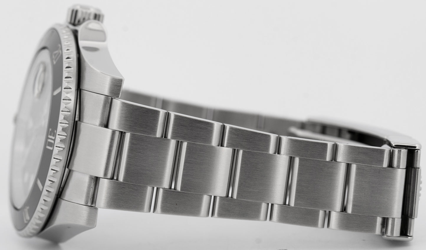 Rolex Submariner Date BLACK Ceramic Stainless Steel 40mm Watch Oyster 116610 LN