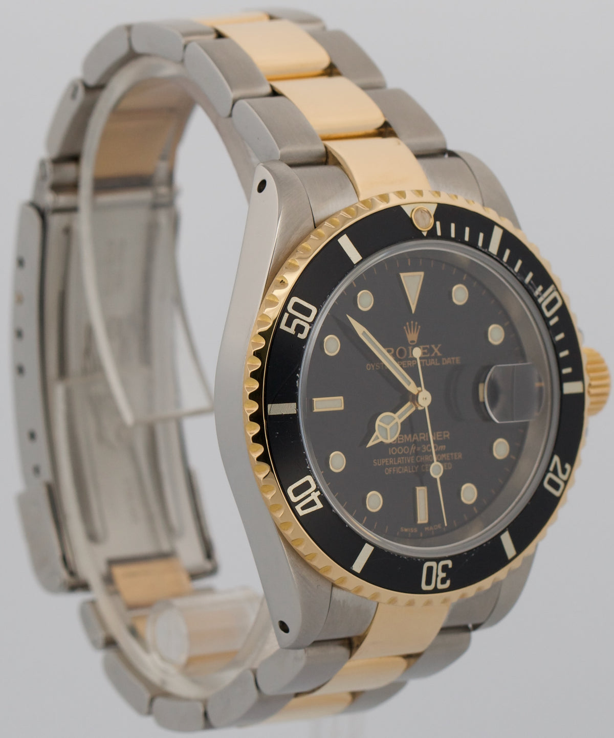 2000 Rolex Submariner Date 16613 Black 18K Yellow Gold Two-Tone Steel 40mm Watch