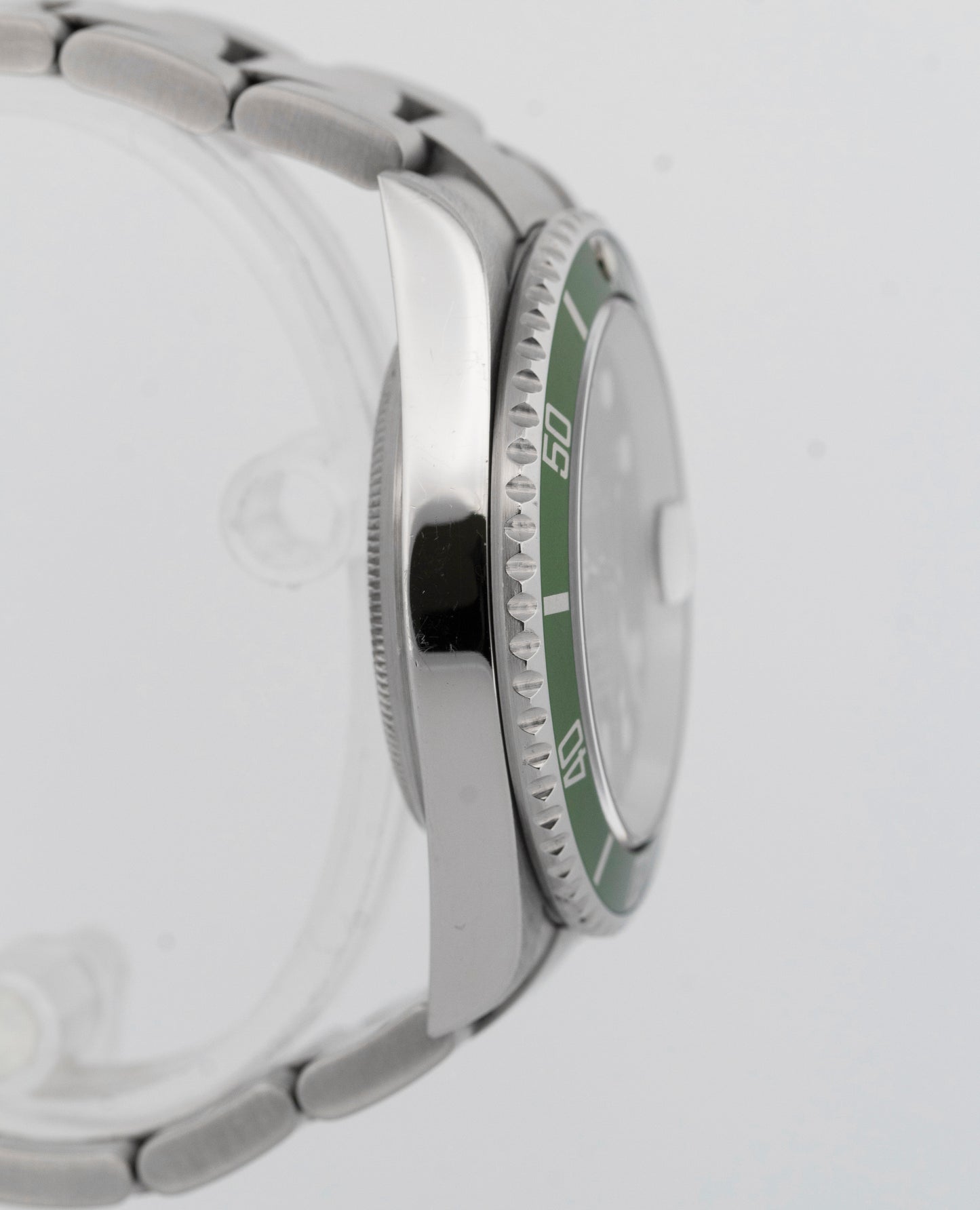 Rolex Submariner Date 40mm Kermit Green Stainless Steel Dive Watch 16610 LV