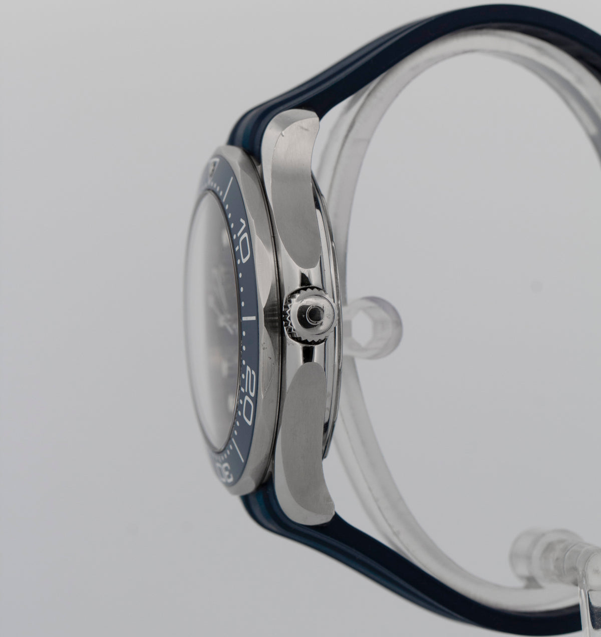 2023 Omega Seamaster Diver 300M 210.32.42.20.03.001 Blue Steel 42mm Box Papers