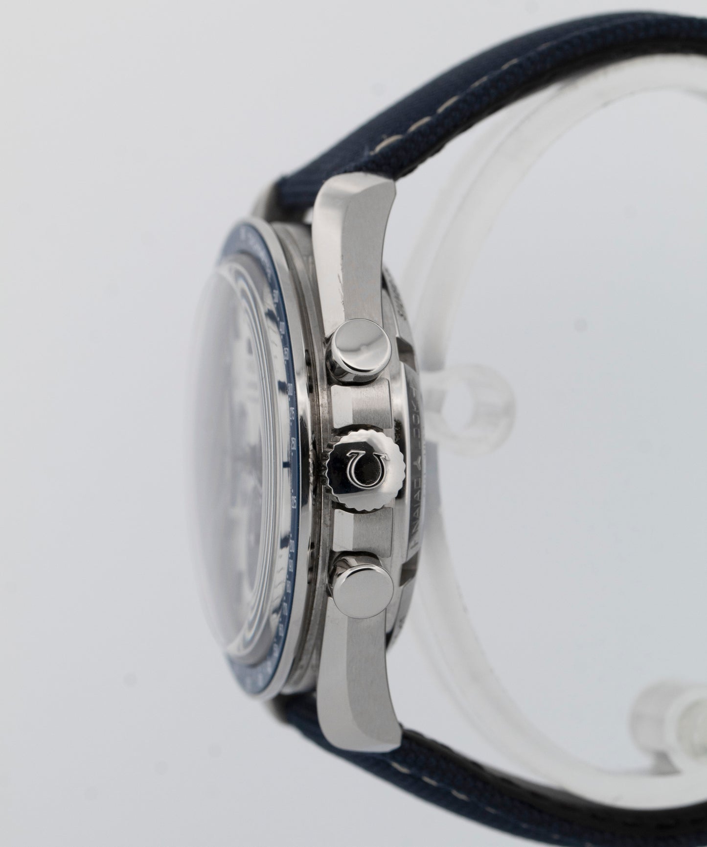 2024 PAPERS Omega Speedmaster Silver Snoopy Steel 42mm 310.32.42.50.02.001
