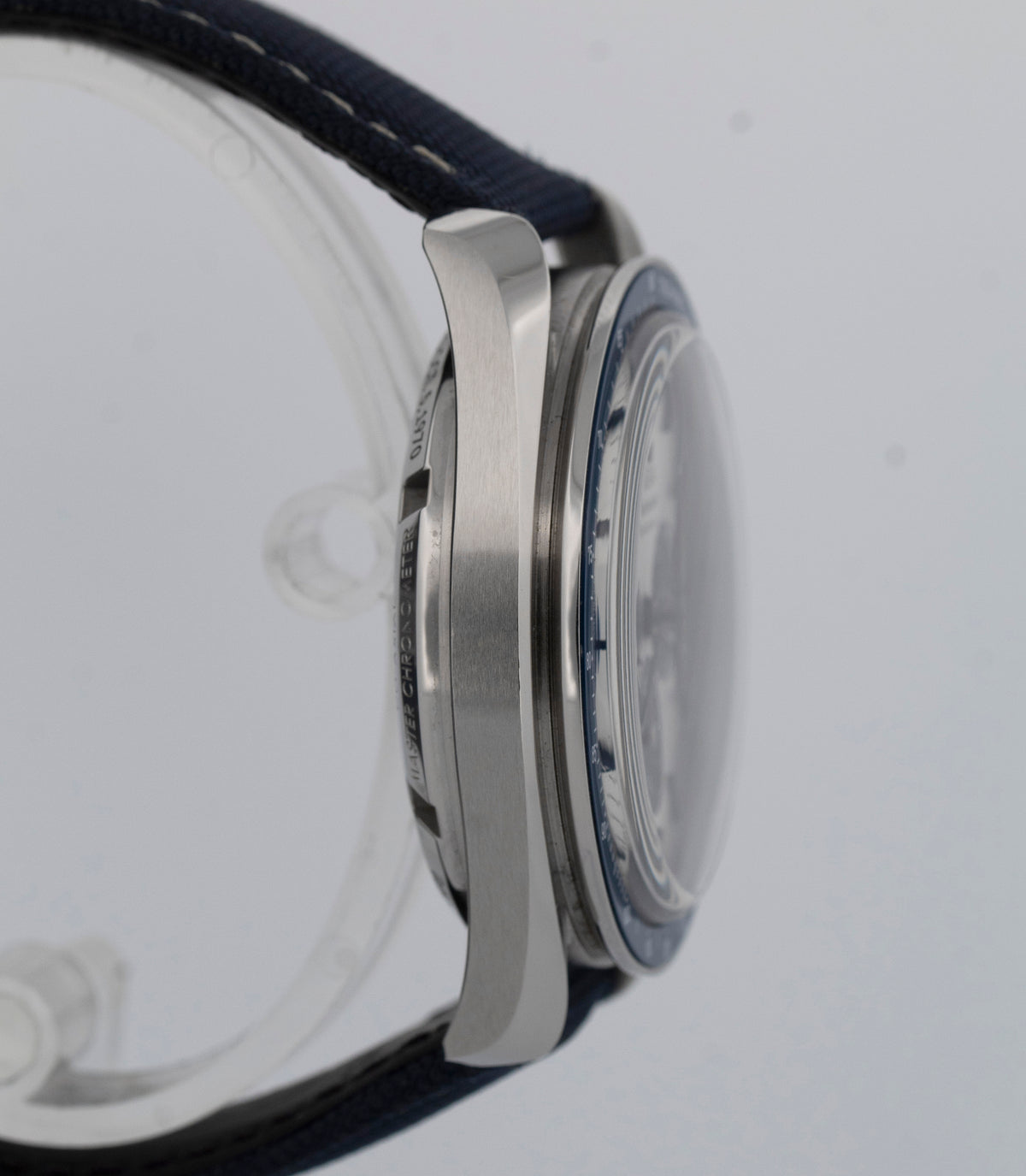 2024 PAPERS Omega Speedmaster Silver Snoopy Steel 42mm 310.32.42.50.02.001