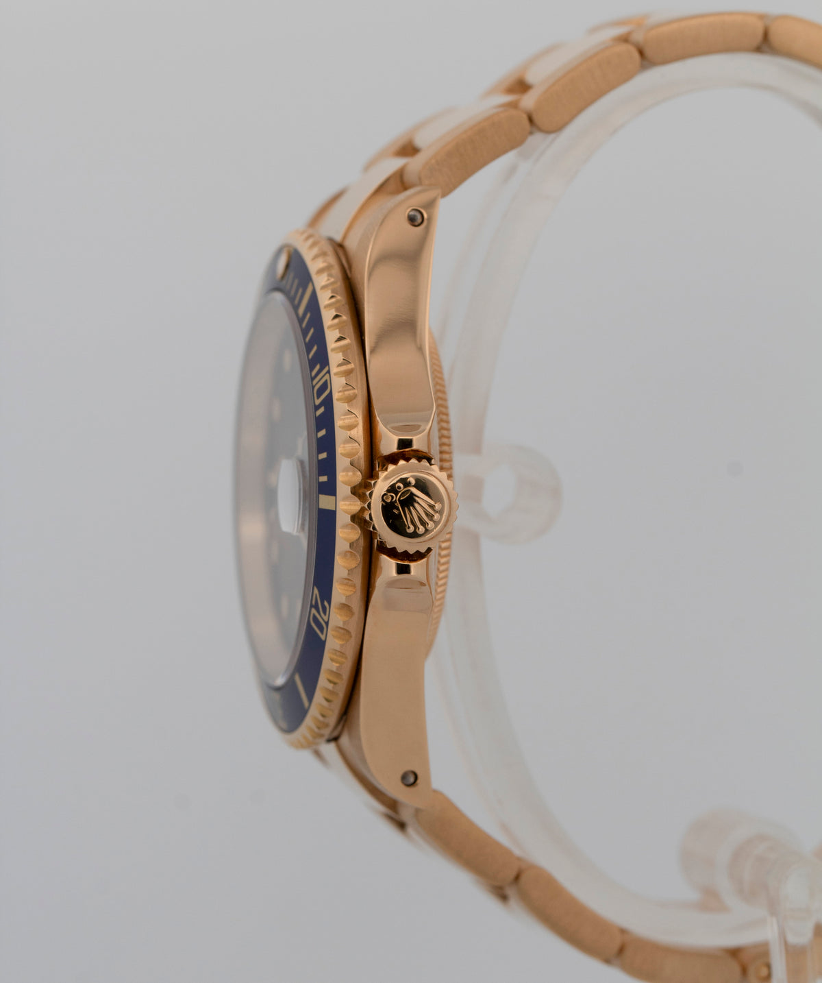 Rolex Submariner Date 16618 LB Blue 18K Yellow Gold Oyster Date 40mm Watch Box