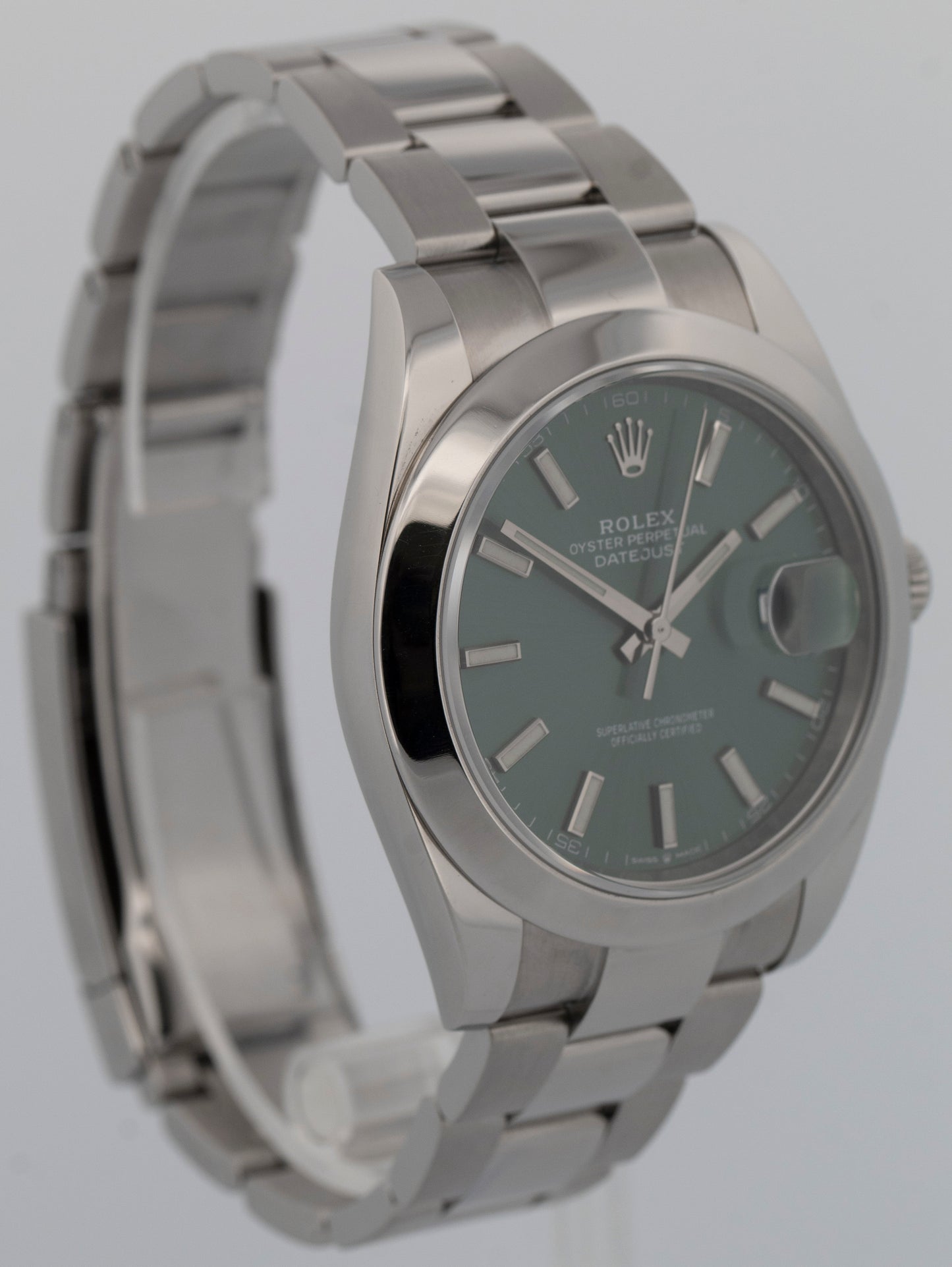 Rolex DateJust 41 GREEN Stainless Steel 41mm Smooth 126300 Oyster Watch