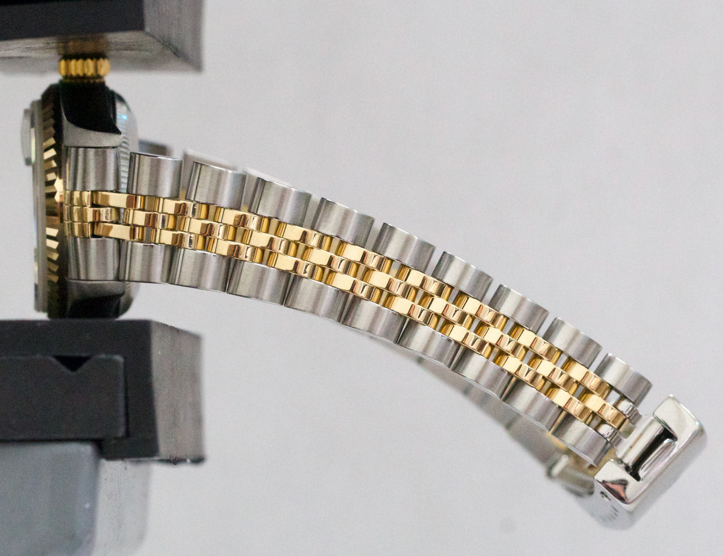 Ladies Rolex DateJust FACTORY MOTHER OF PEARL RUBY 18K 26mm JUBILEE 79173 BOX