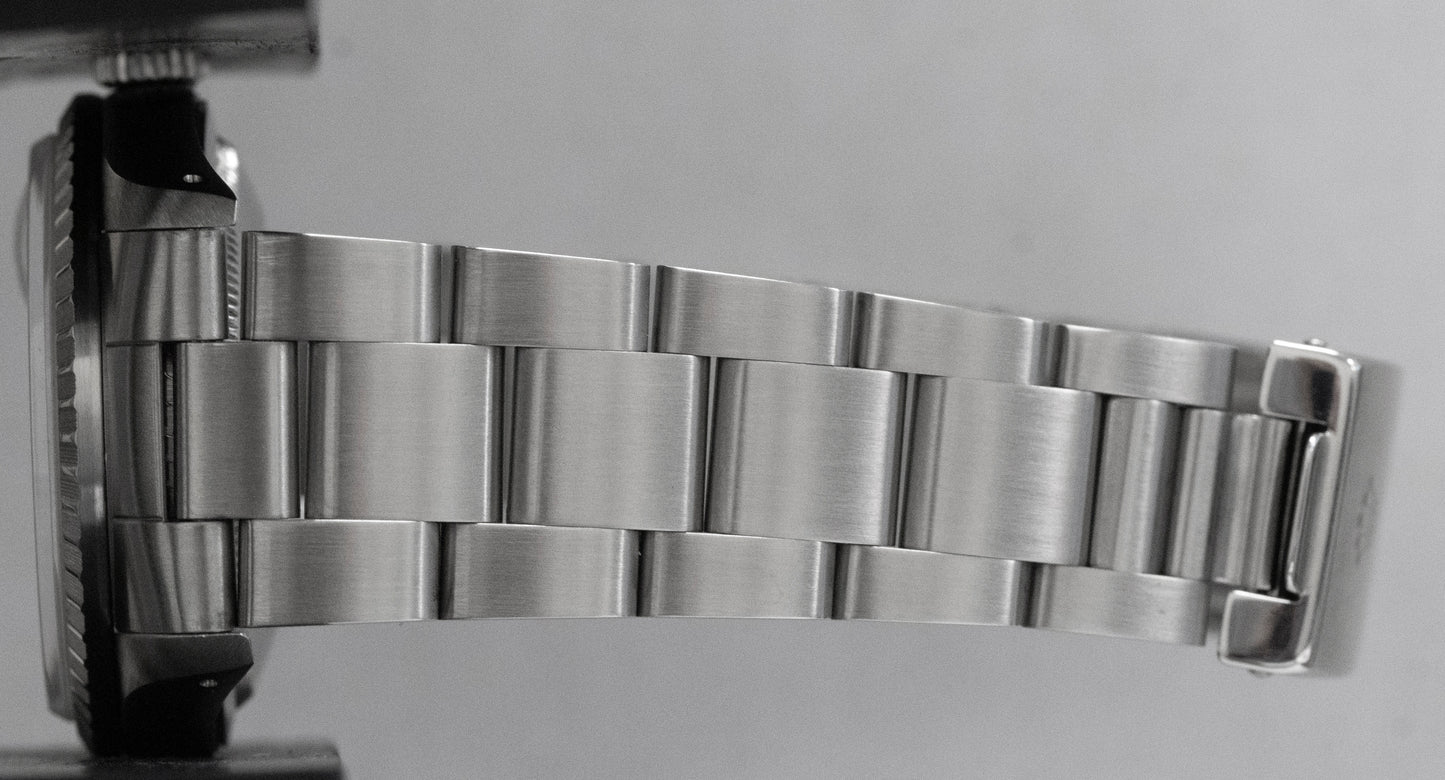 PAPERS Rolex DateJust Silver 36mm Stainless Steel Engine-Turned Watch 16220 BOX