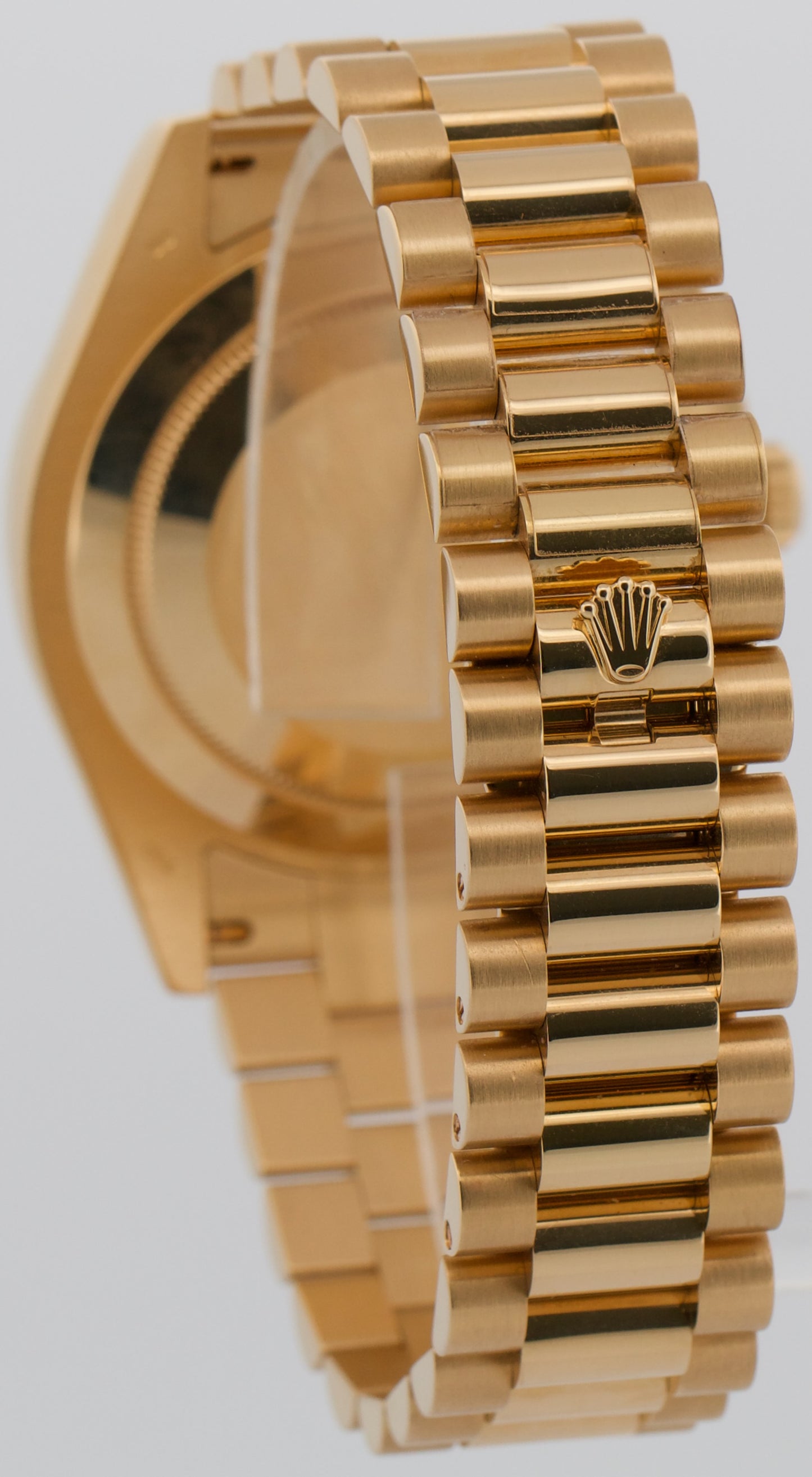 Rolex Day-Date II President 41mm SILVER ROMAN 18K Yellow Gold 218238 Watch