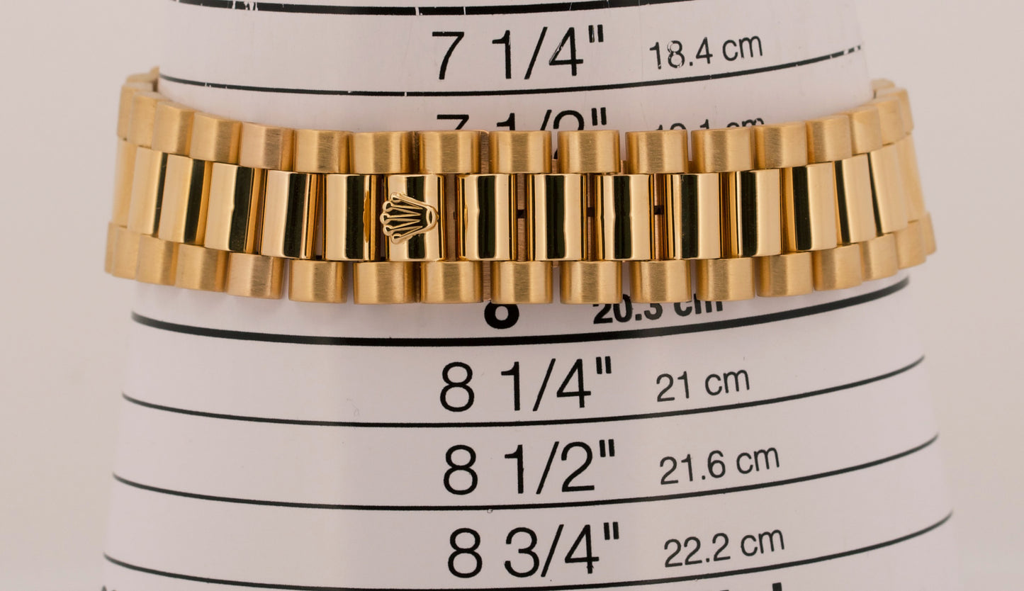 1991 Rolex Day-Date President Champagne Diamond Bezel 36mm 18K Yellow Gold 18238