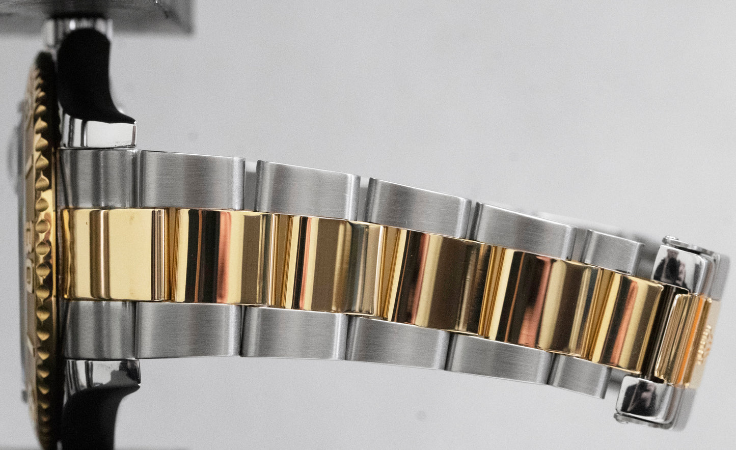 Rolex Yacht-Master 40mm WHITE 18K Two-Tone 18K Yellow Gold Steel 16623 Watch