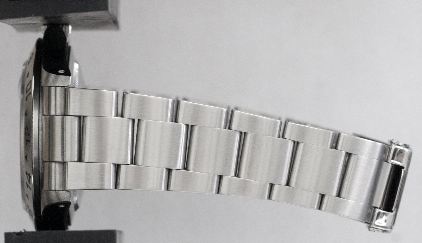 UNPOLISHED Rolex Explorer II BLACK 40mm Red GMT Stainless Steel 16570 Watch