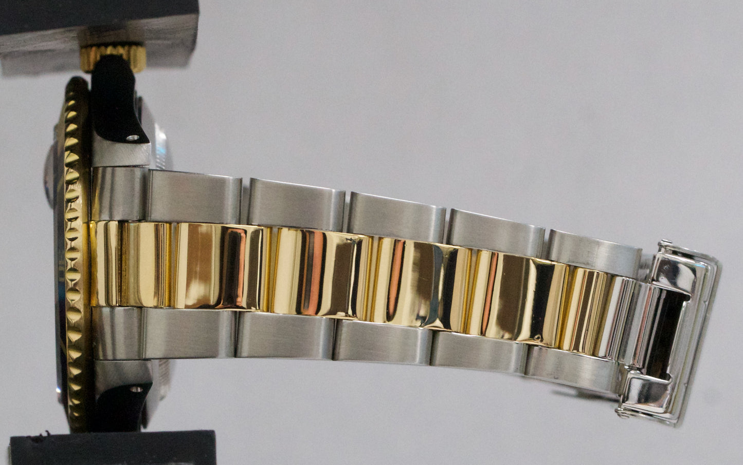 MINT Rolex Submariner Date 40mm BLUE 18K Yellow Gold Stainless Steel 16613 Watch