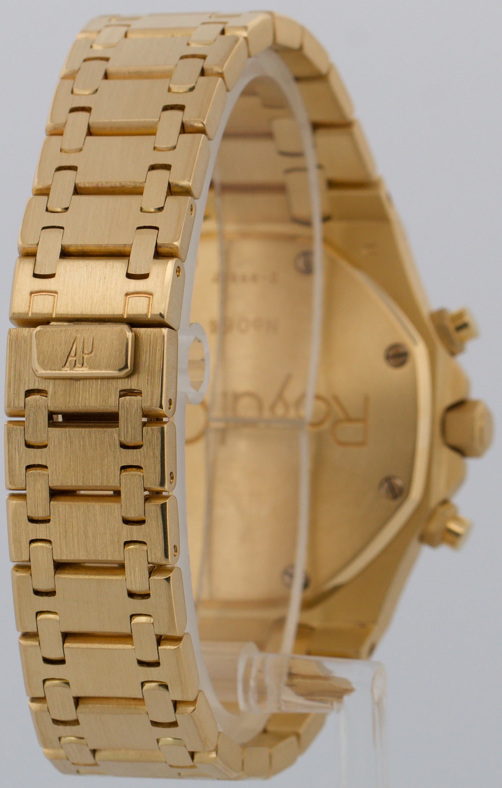 2024 ARCHIVES Audemars Piguet Royal Oak Chronograph 18k Gold BLUE