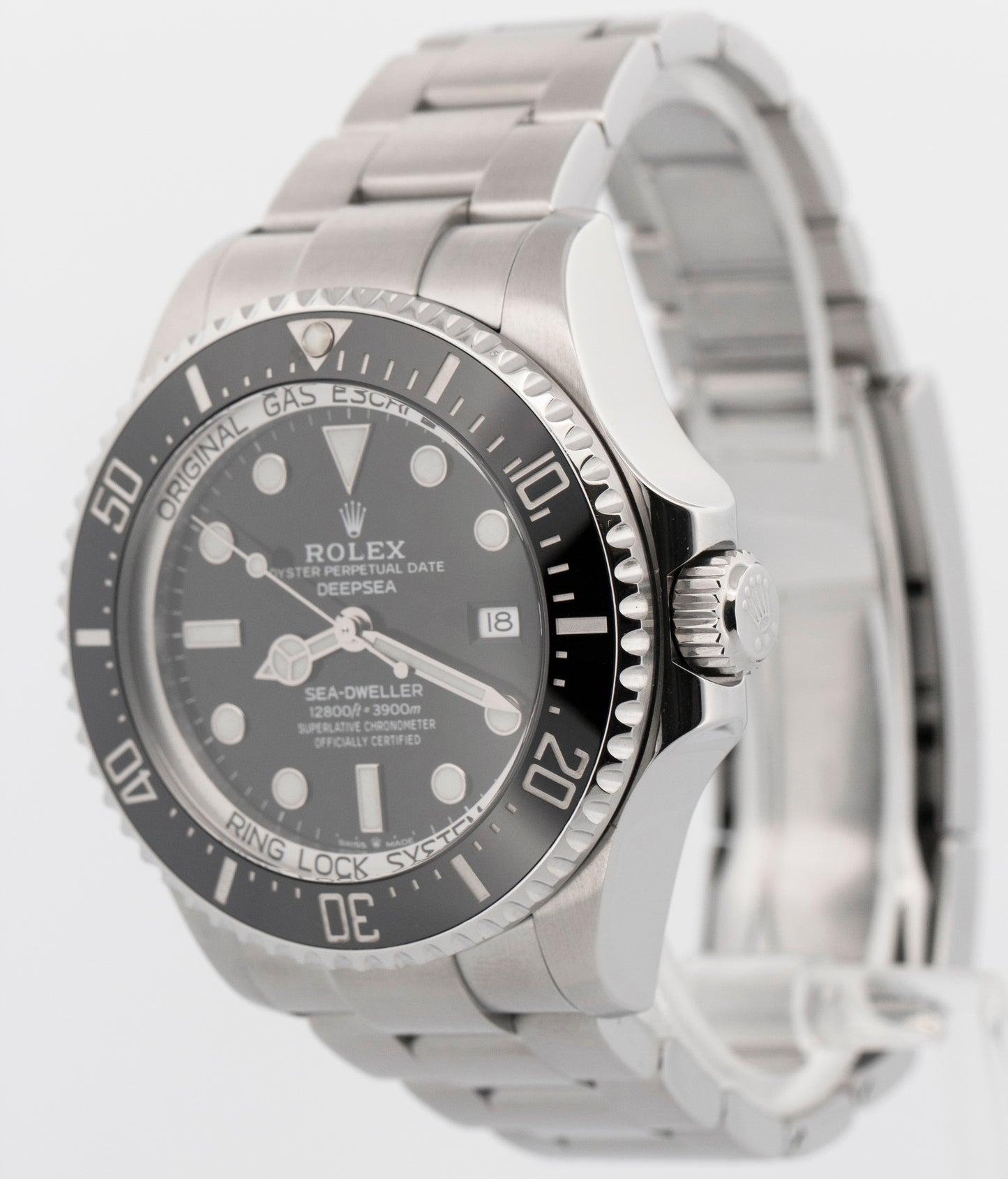 Rolex Sea-Dweller Deepsea BLACK Stainless Steel 44mm Date 126660 Dive Watch