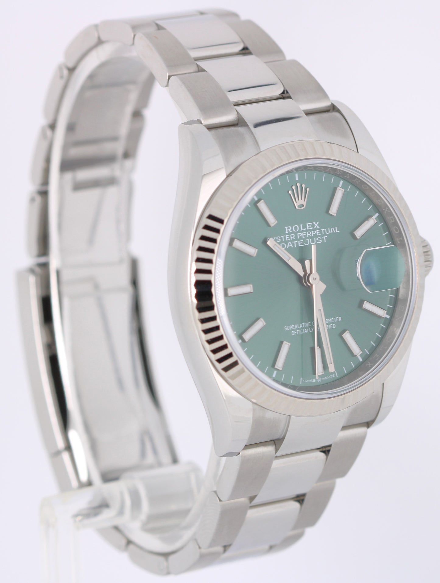 MAY 2026 PAPERS Rolex DateJust Steel Green 36mm 126234 Fluted Watch BOX