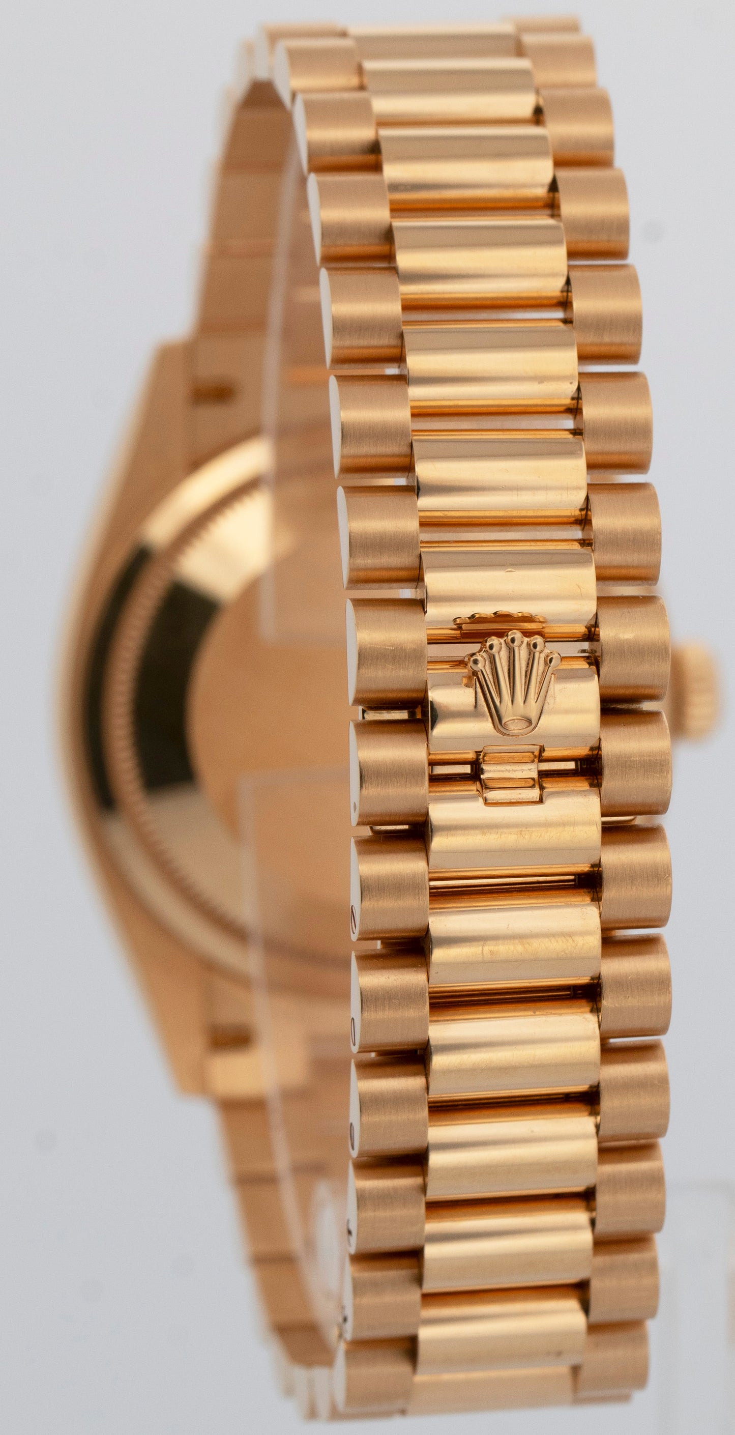 Rolex Day-Date President 18K Yellow Gold White 36mm Fluted Watch 128238