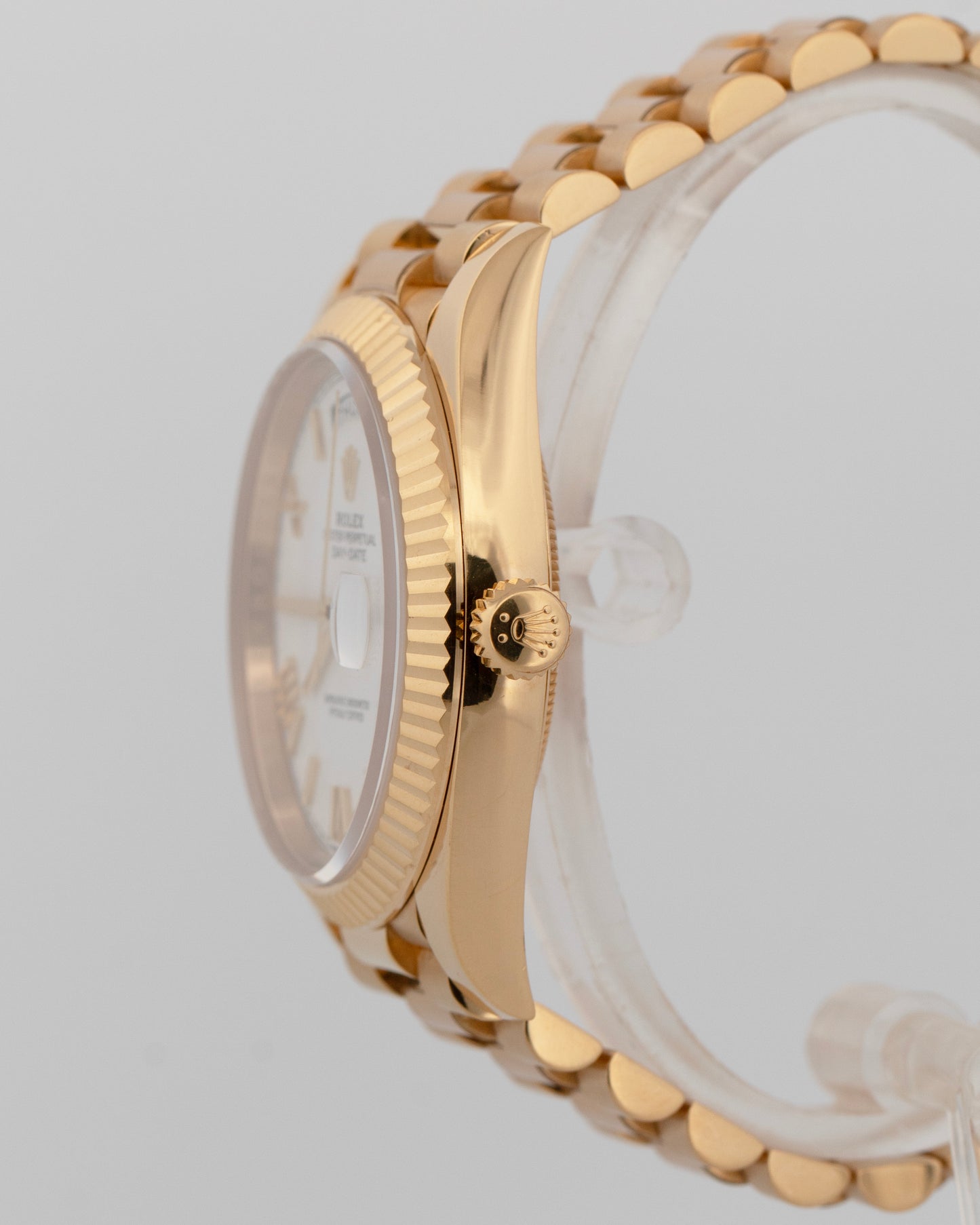 PAPERS Rolex Day-Date President 40mm WHITE ROMAN 18K Yellow Gold 228238 BOX