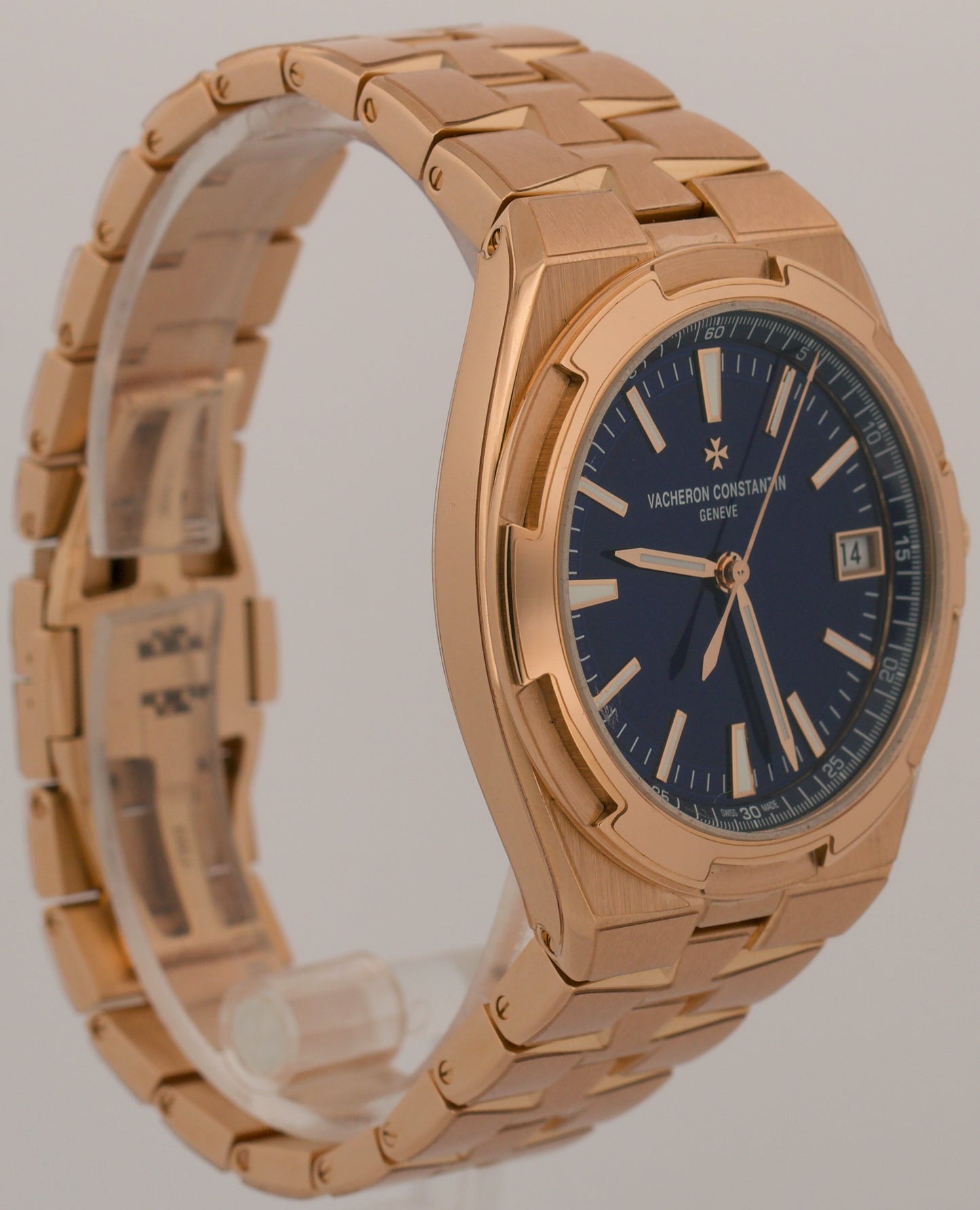 2025 Vacheron Constantin Overseas 4520V/210R-B705 Blue 41mm 18K Gold Box Papers