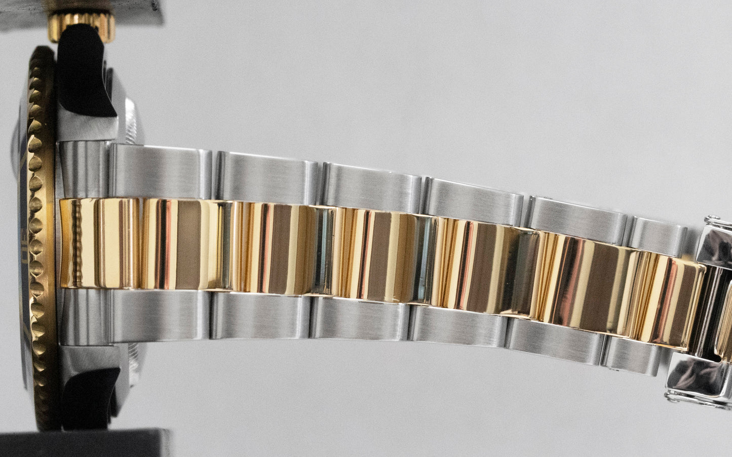 Rolex Submariner Date 40mm BLUE 18K Gold REHAUT No-Holes Steel 16613 Watch