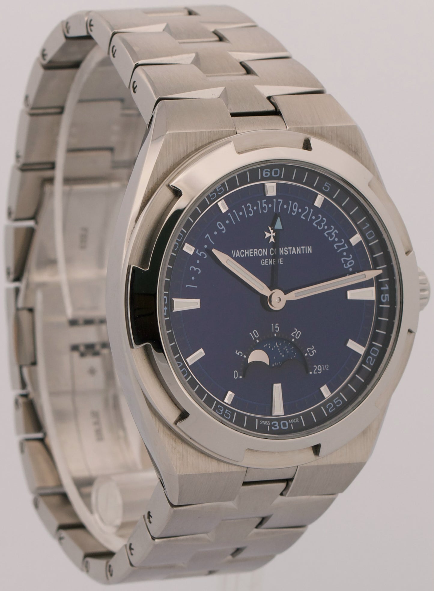 2025 Vacheron Constantin Overseas Moonphase 4000V/210A-B911 Blue 41mm Box Papers