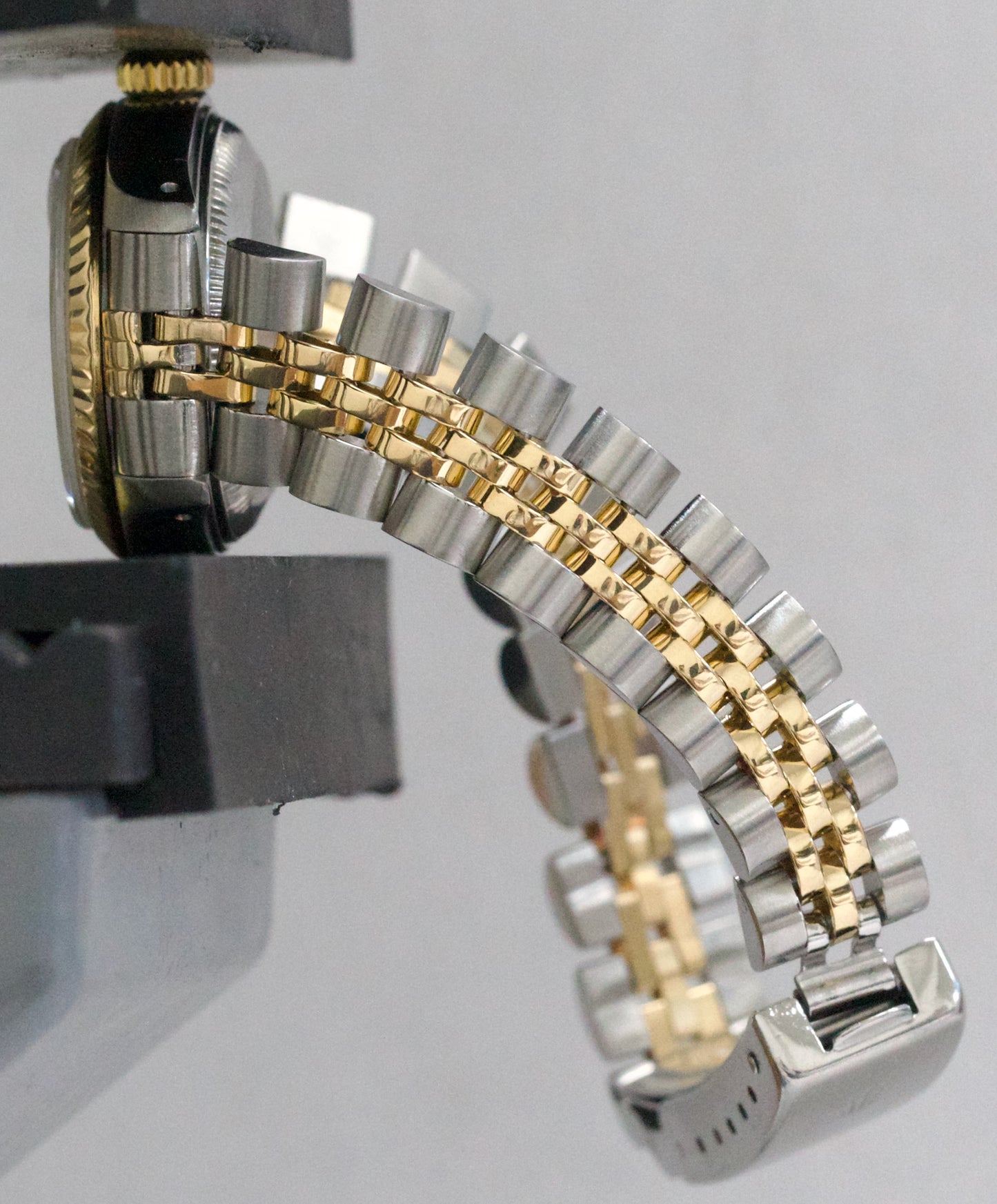 Ladies Rolex DateJust 26mm BLUE 18K Yellow Gold Steel Fluted JUBILEE 69173 Watch