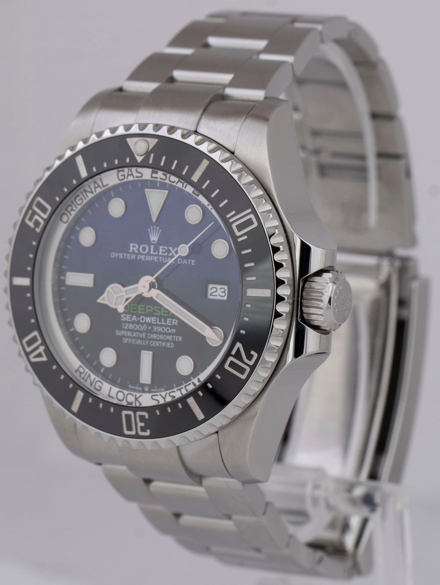 MINT PAPERS Rolex Sea-Dweller Deepsea James Cameron Blue 44mm 126660 BOX