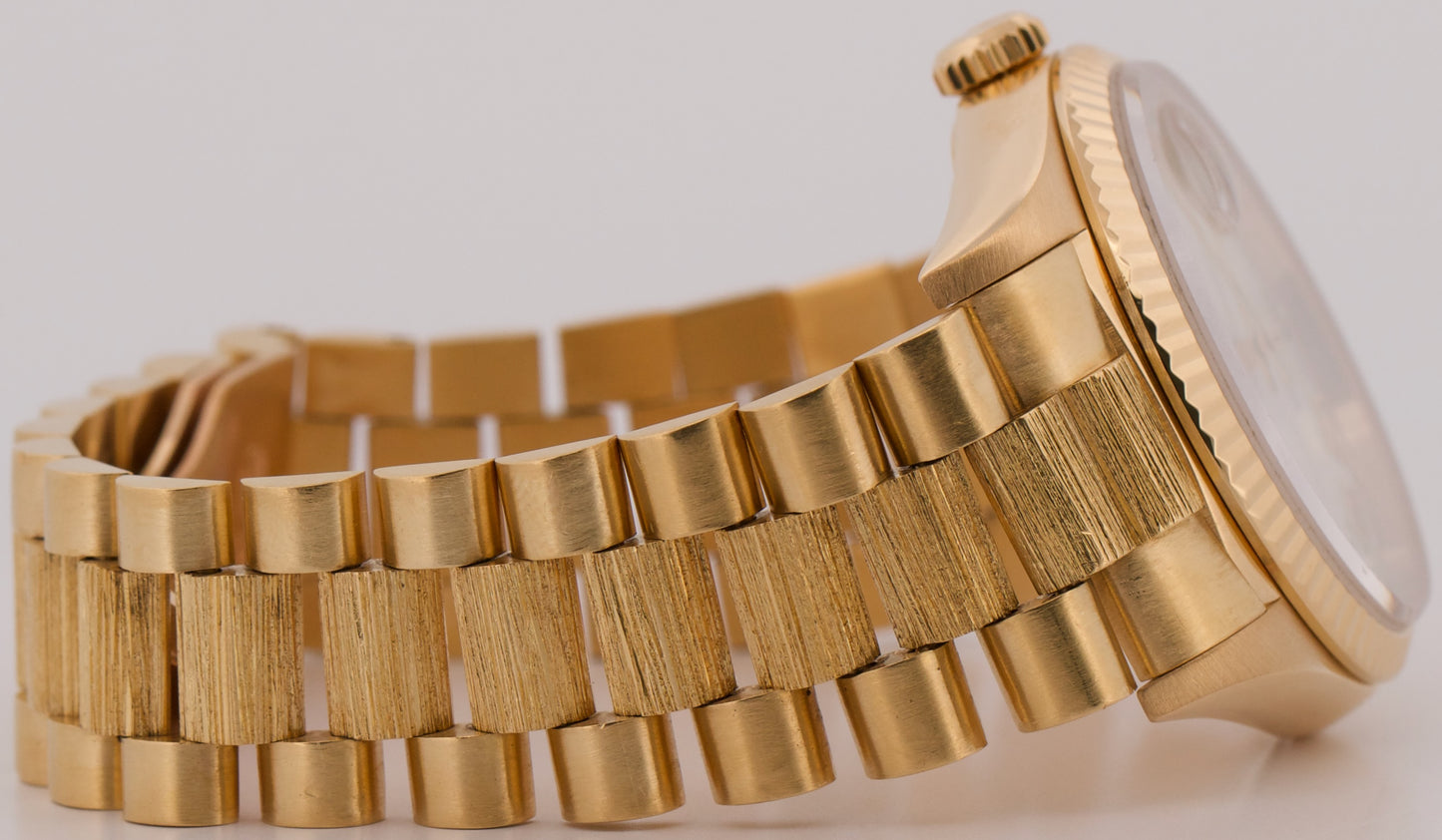 1979 Rolex Day-Date President 36mm WHITE ROMAN BARK 18K Yellow Gold Fluted 18078