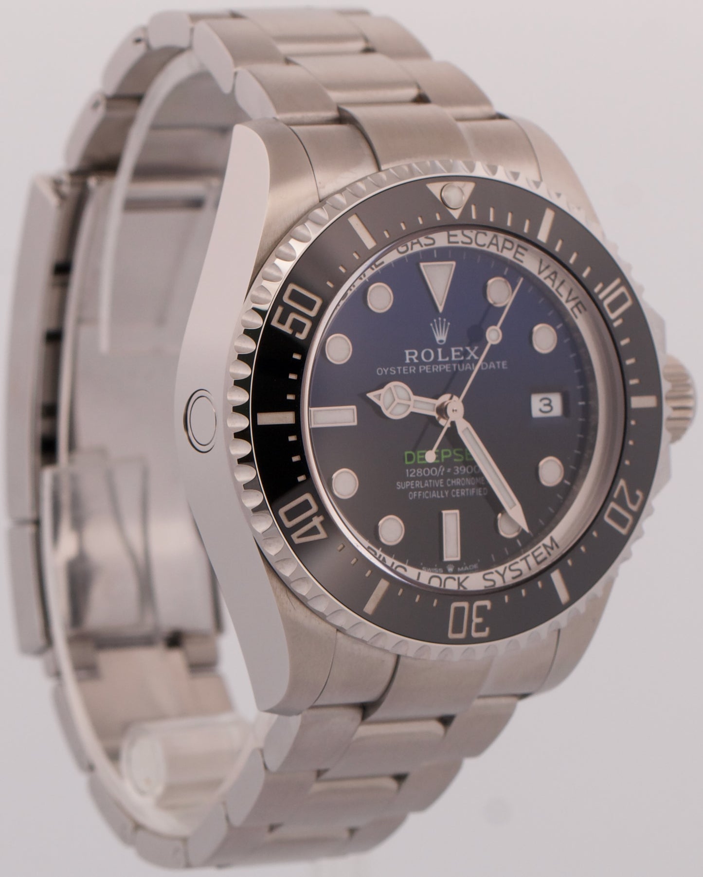 NEW 2025 PAPERS Rolex Sea-Dweller Deepsea JAMES CAMERON Blue 44mm 136660 BOX