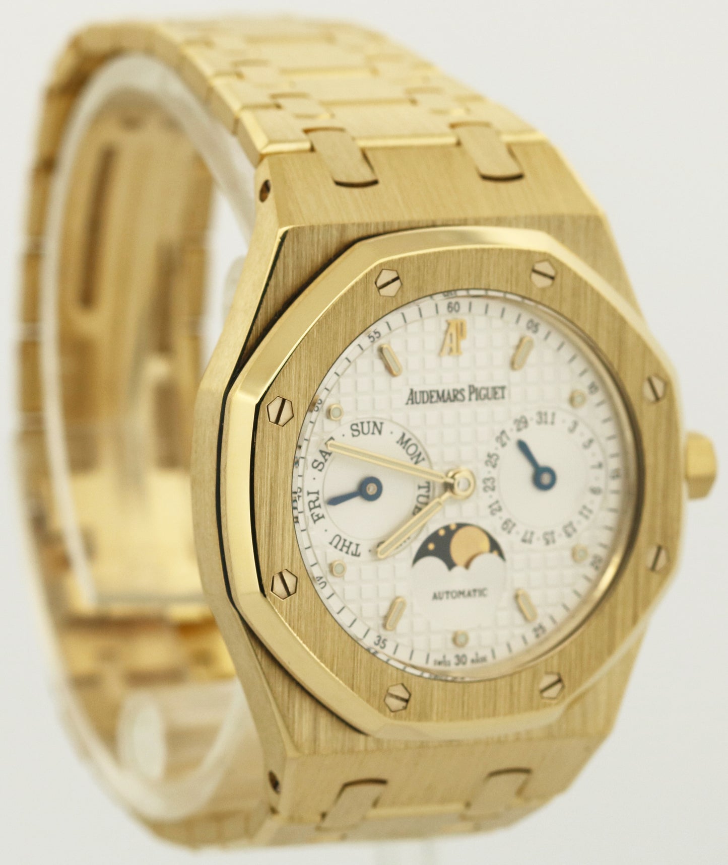 Audemars Piguet Royal Oak Day Date MOONPHASE 18K Yellow Gold 37mm 25594BA Watch