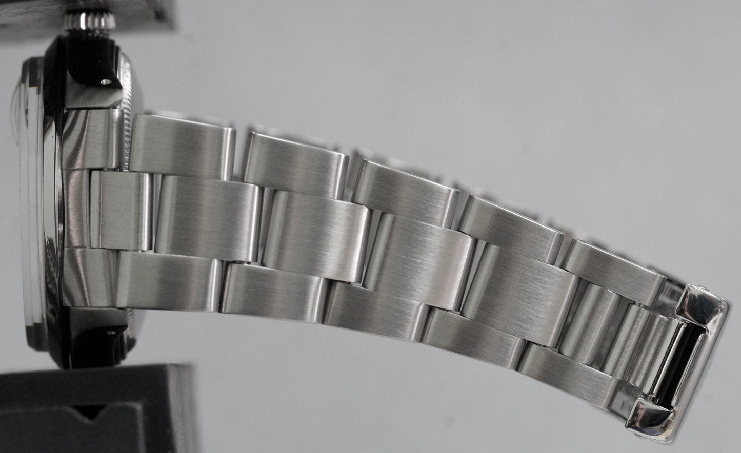 VINTAGE 1982 Rolex Oyster Perpetual Date SILVER 34mm Steel Oyster Watch 15000