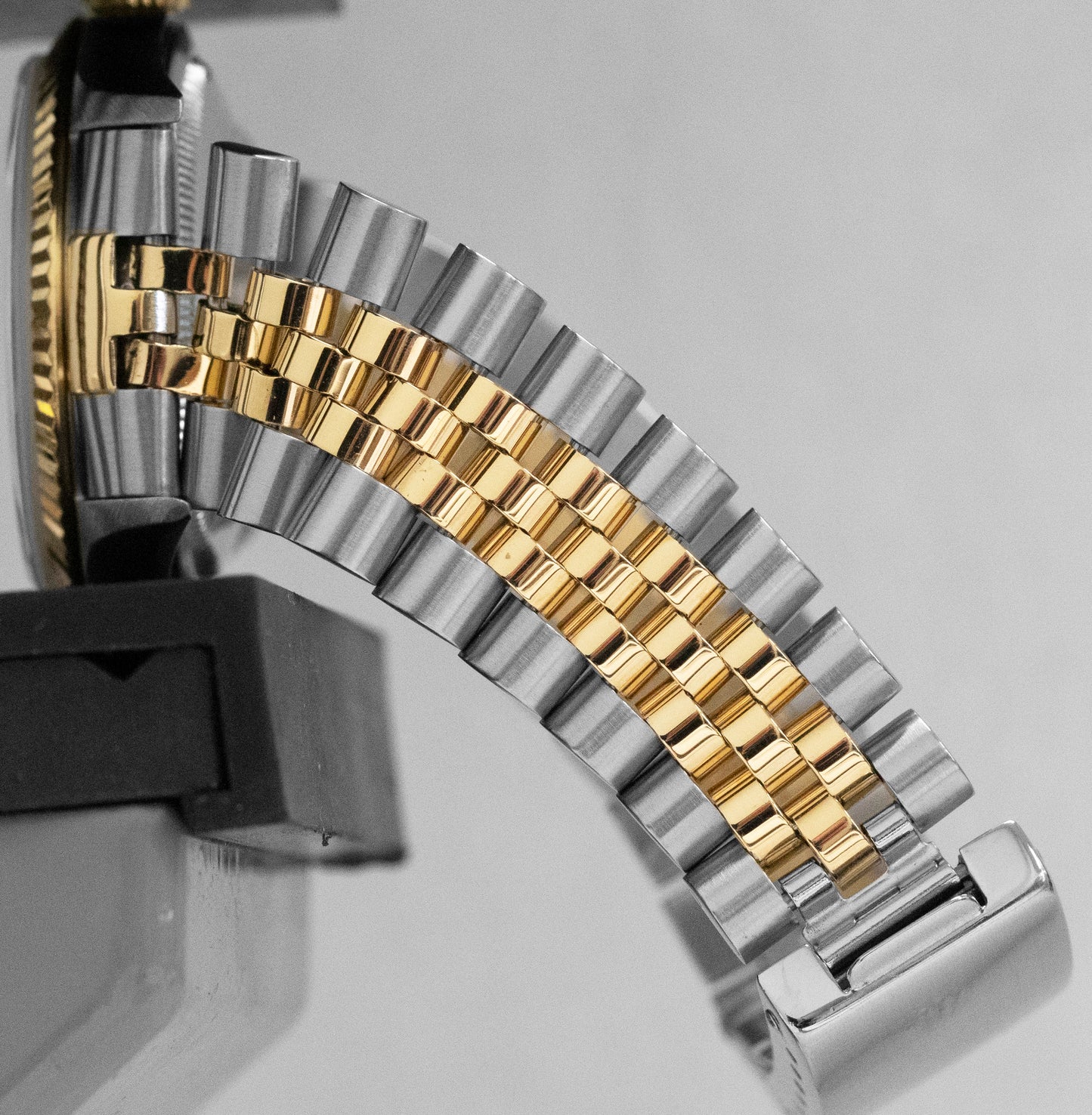 Rolex DateJust 36mm MOP DIAMOND 18K Yellow Gold JUBILEE Steel 16233 Watch