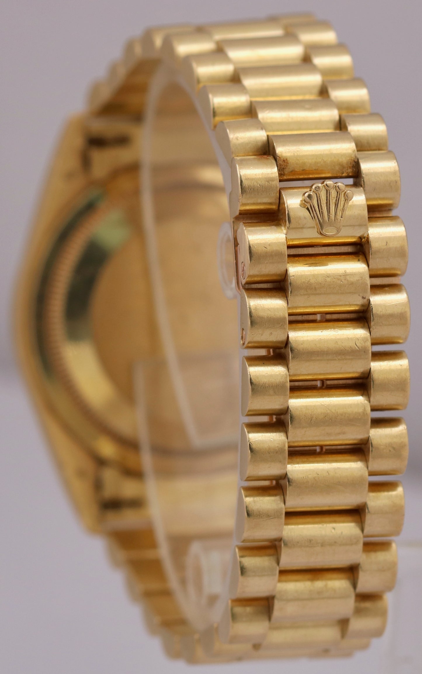 UNPOLISHED Rolex Day-Date President MOP DECO ROMAN 36mm 18K Yellow Gold 18238