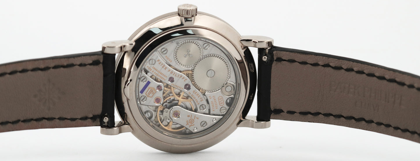 Patek Philippe Calatrava HOBNAIL Roman 18K White Gold Leather 31mm Watch 7119G