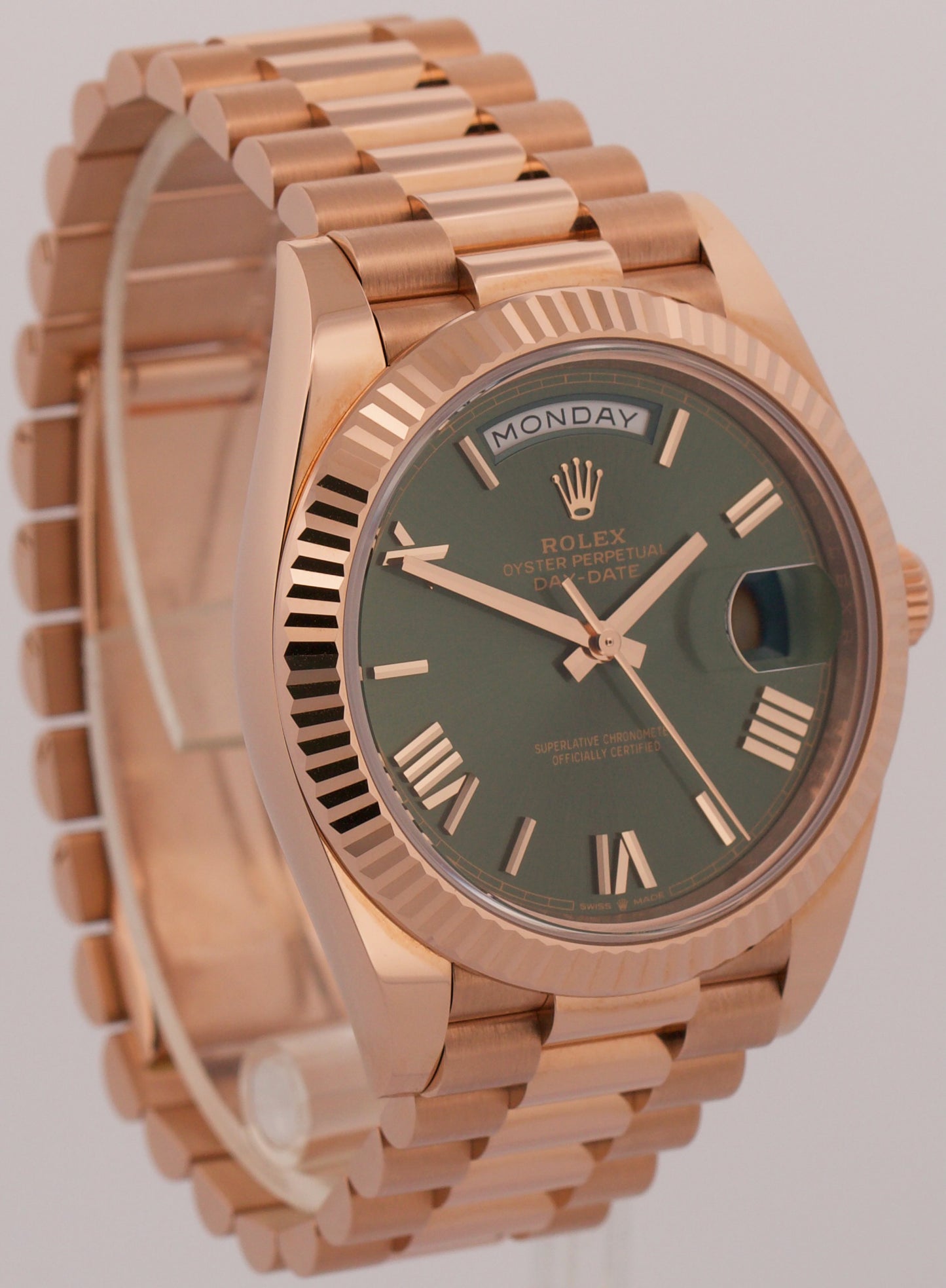 2025 PAPERS Rolex Day-Date President 40mm OLIVE GREEN 18K Rose Gold 228235 BOX
