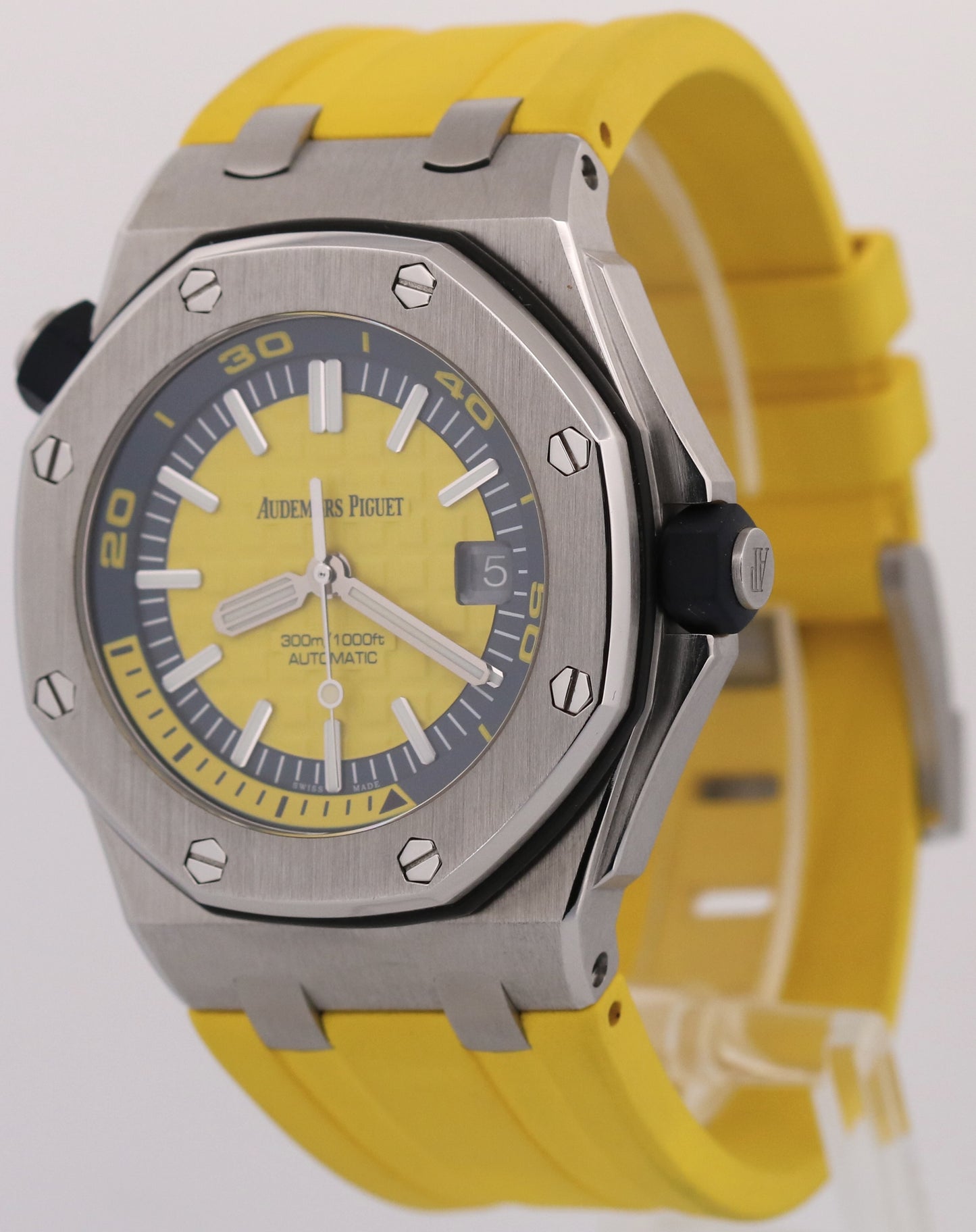 Audemars Piguet Royal Oak Offshore Diver YELLOW Blue Steel Rubber 42mm 15710ST