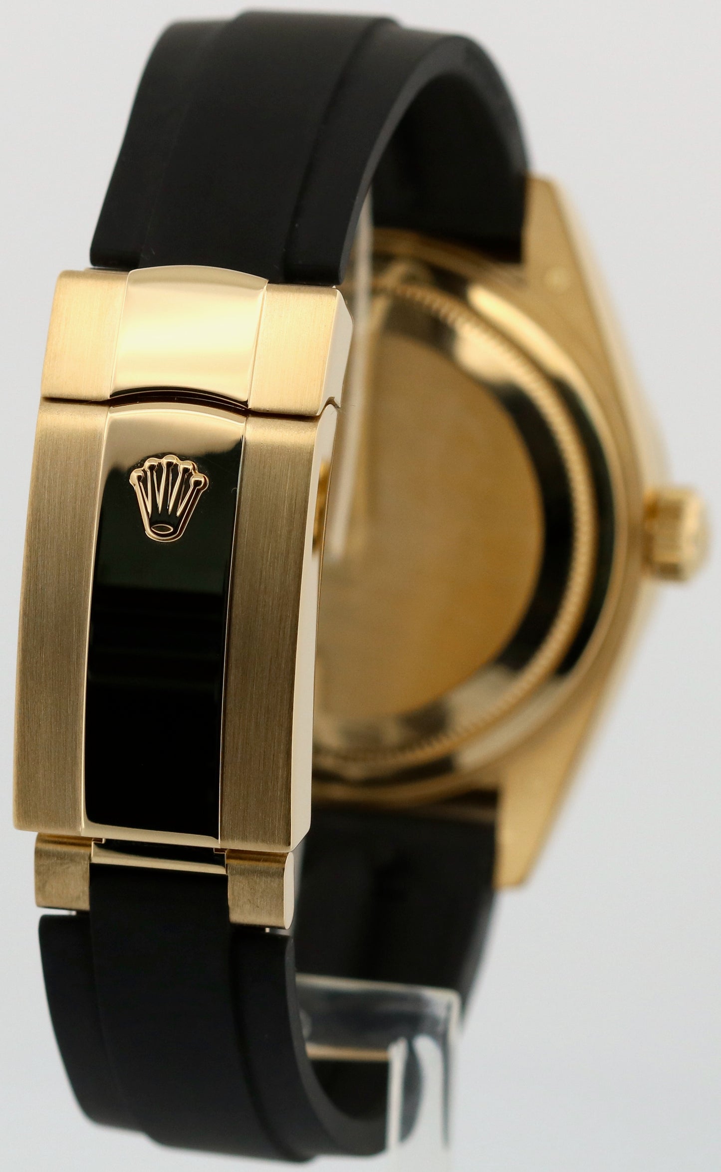 2023 Rolex Sky-Dweller BLACK 18K Yellow Gold Rubber OYSTERFLEX 42mm 336238 BOX