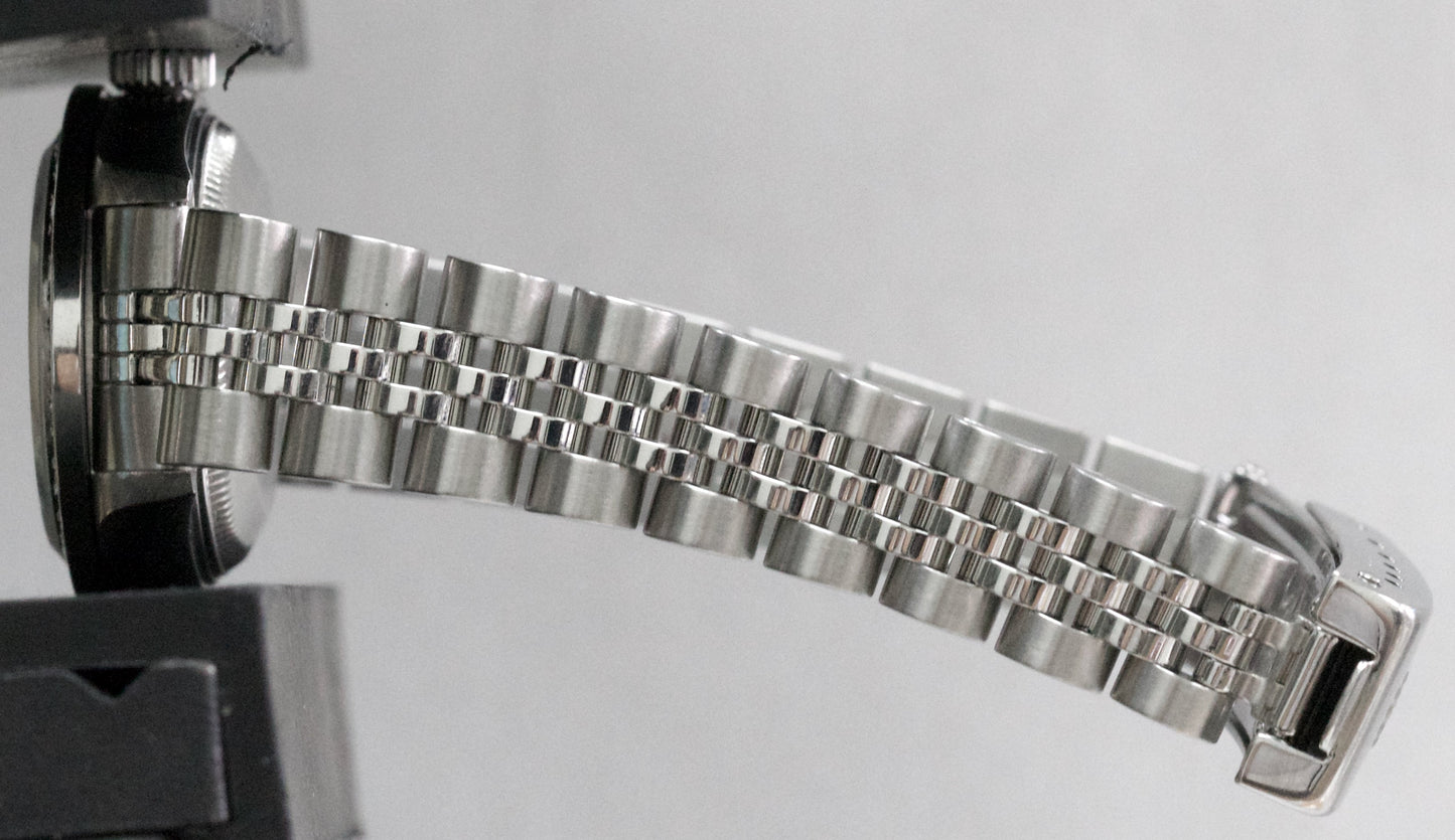Ladies Rolex DateJust 79174 Mother of Pearl Diamond Steel Jubilee 26mm 18K Watch