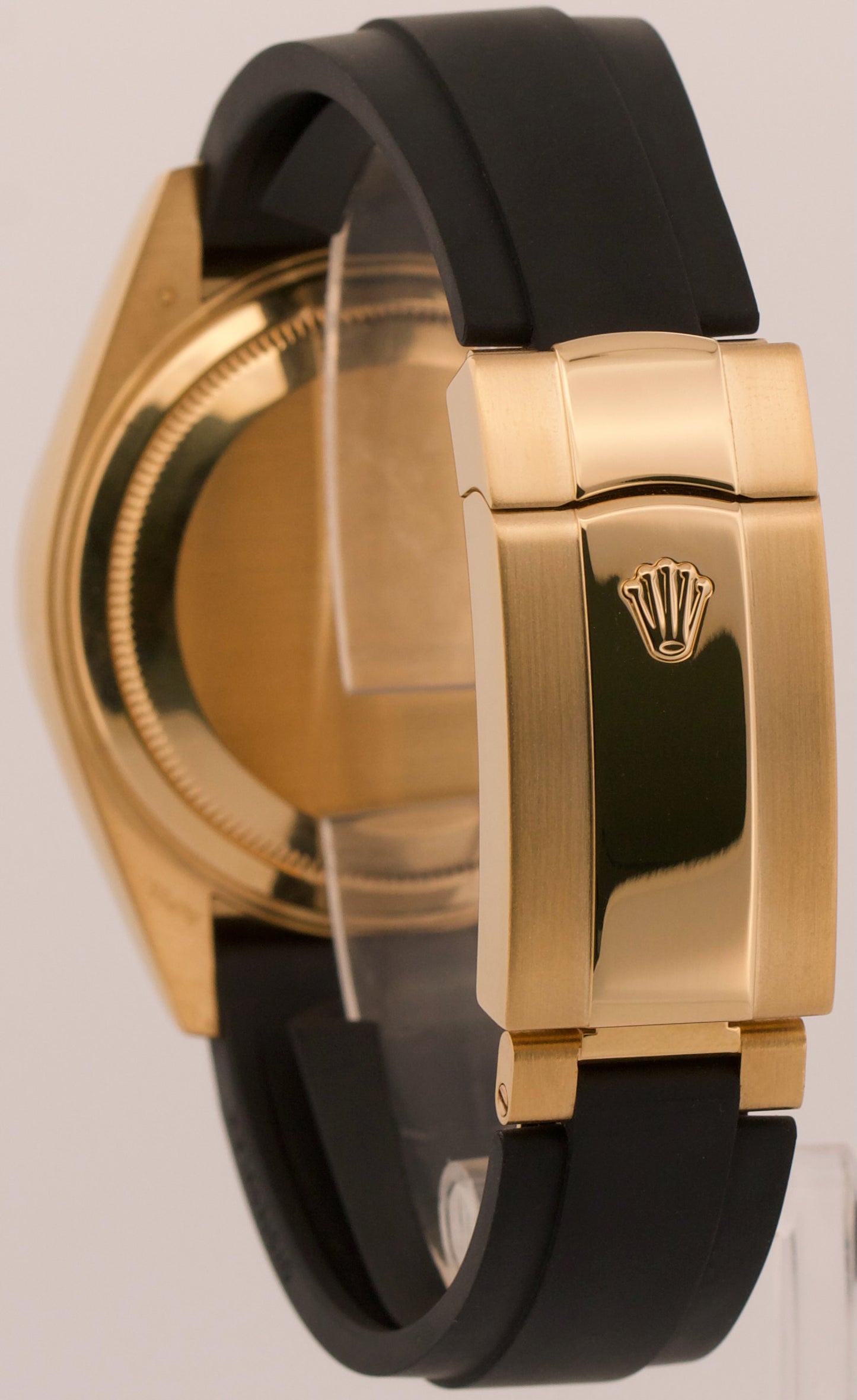 Rolex Sky-Dweller 326238 18K Yellow Gold Champagne Oysterflex Rubber 42mm Box