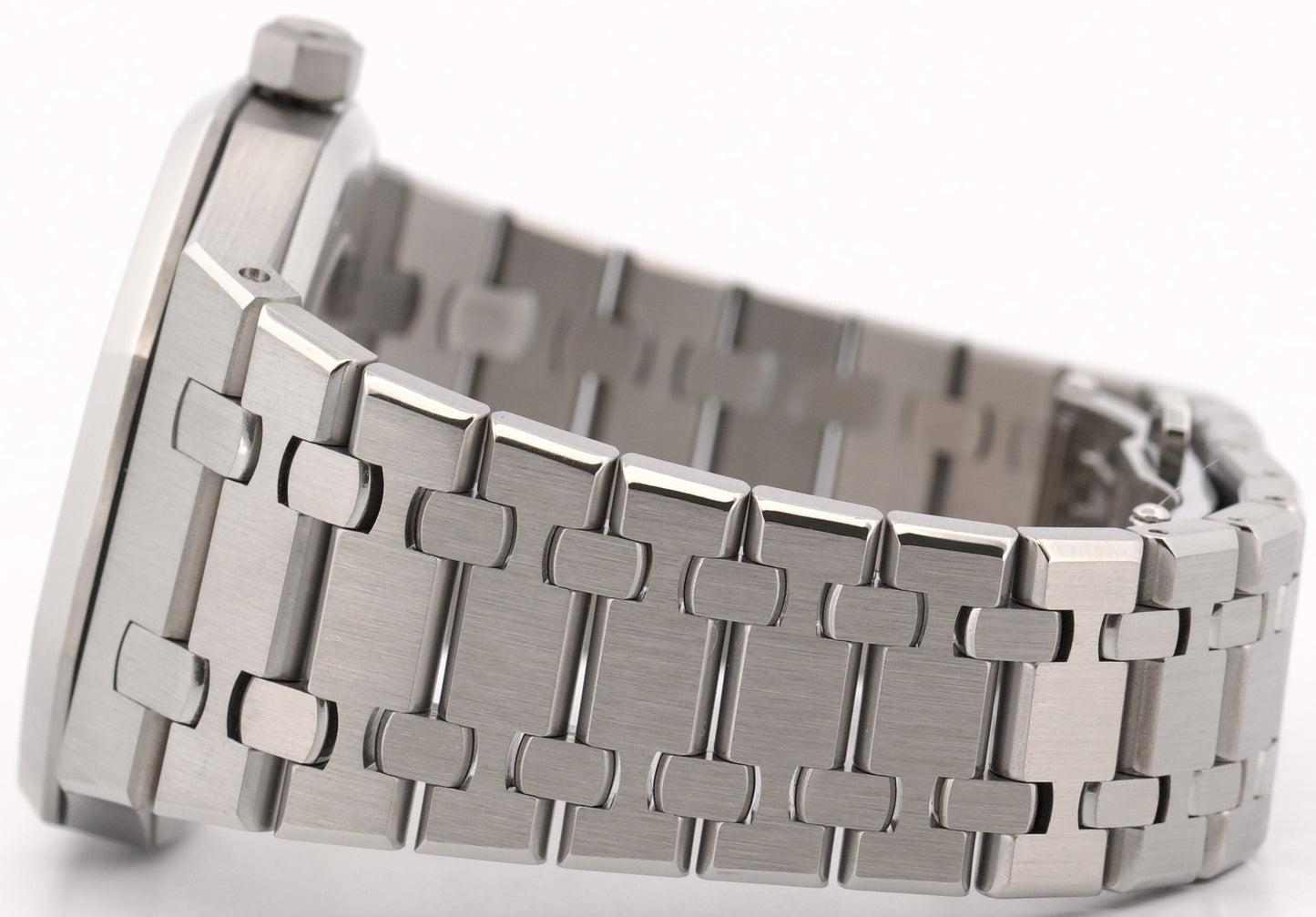 Audemars Piguet Royal Oak BLUE 39mm Stainless Steel 15300ST.OO.1220ST.02 BOX