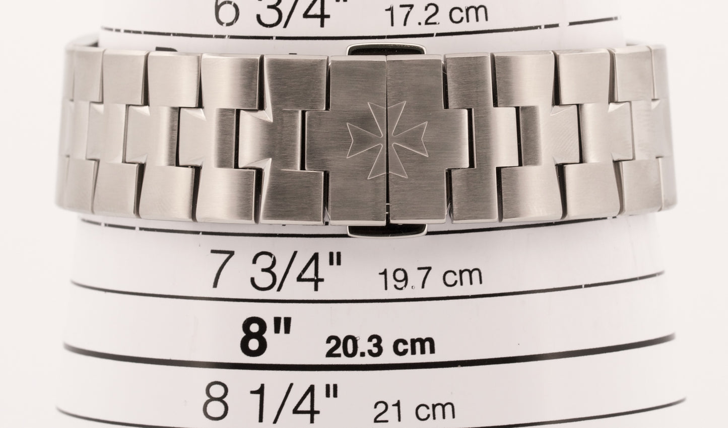 2019 Vacheron Constantin Overseas 5500V/110A-B481 Reverse Panda 42mm Box Papers