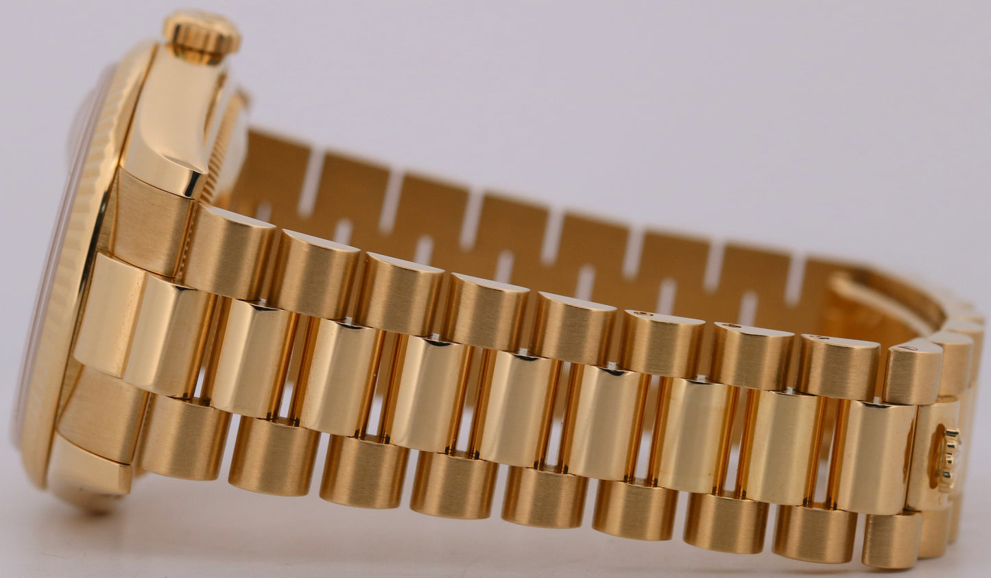 Rolex Day-Date 118238 Factory Diamond 18K Yellow Gold Random-Serial 36mm Box