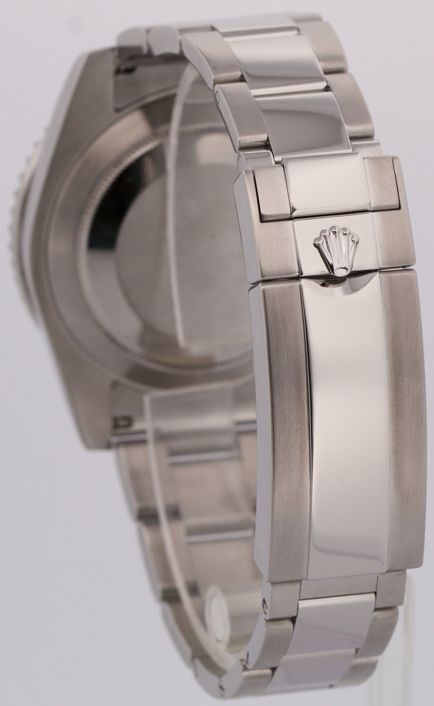 Rolex Submariner Date Blue DIAMOND SAPPHIRE Stainless Steel 40mm Watch 116610