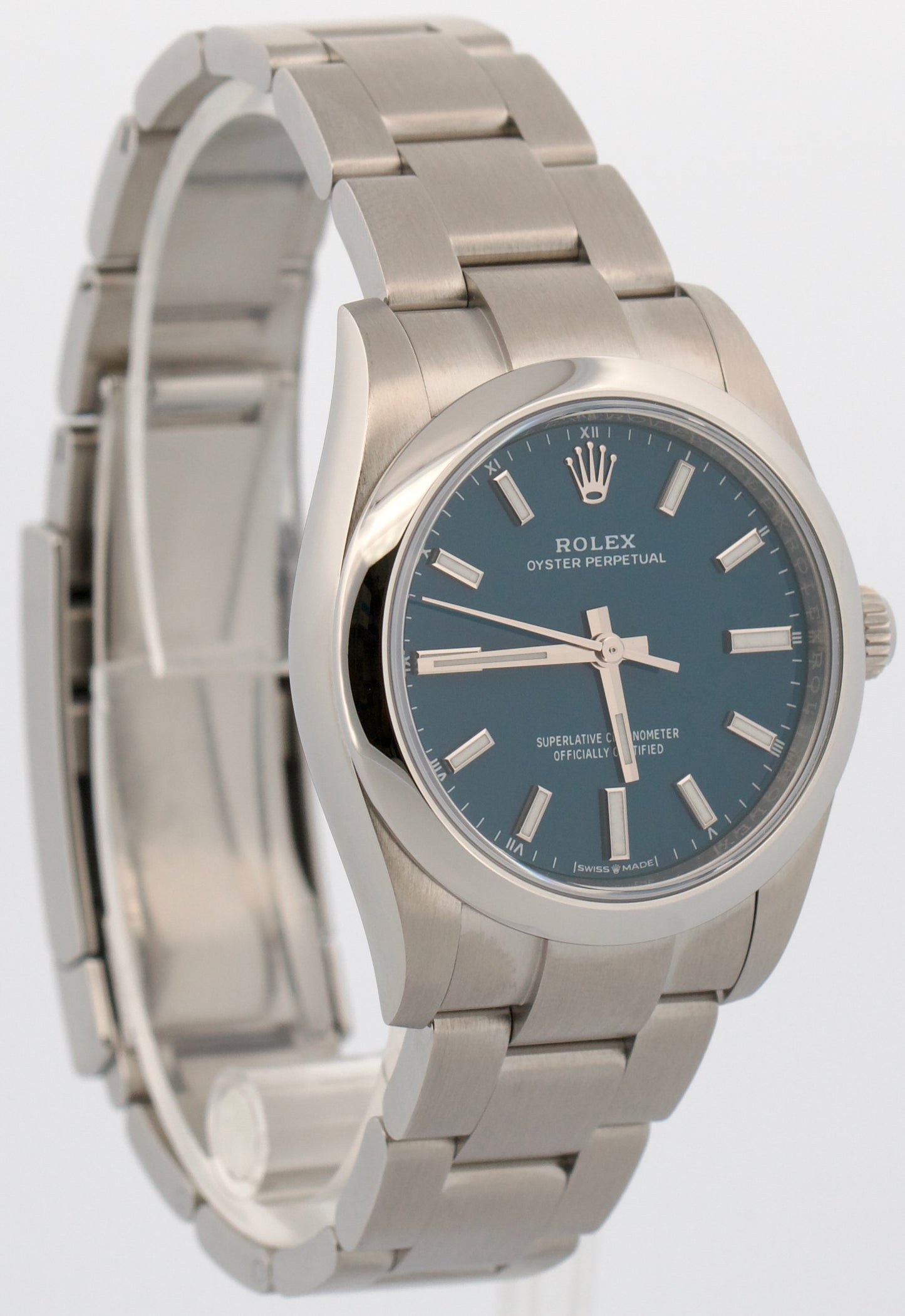NEW 2026 Rolex Oyster Perpetual 124200 Medium Blue 34mm Oyster Watch Box Papers