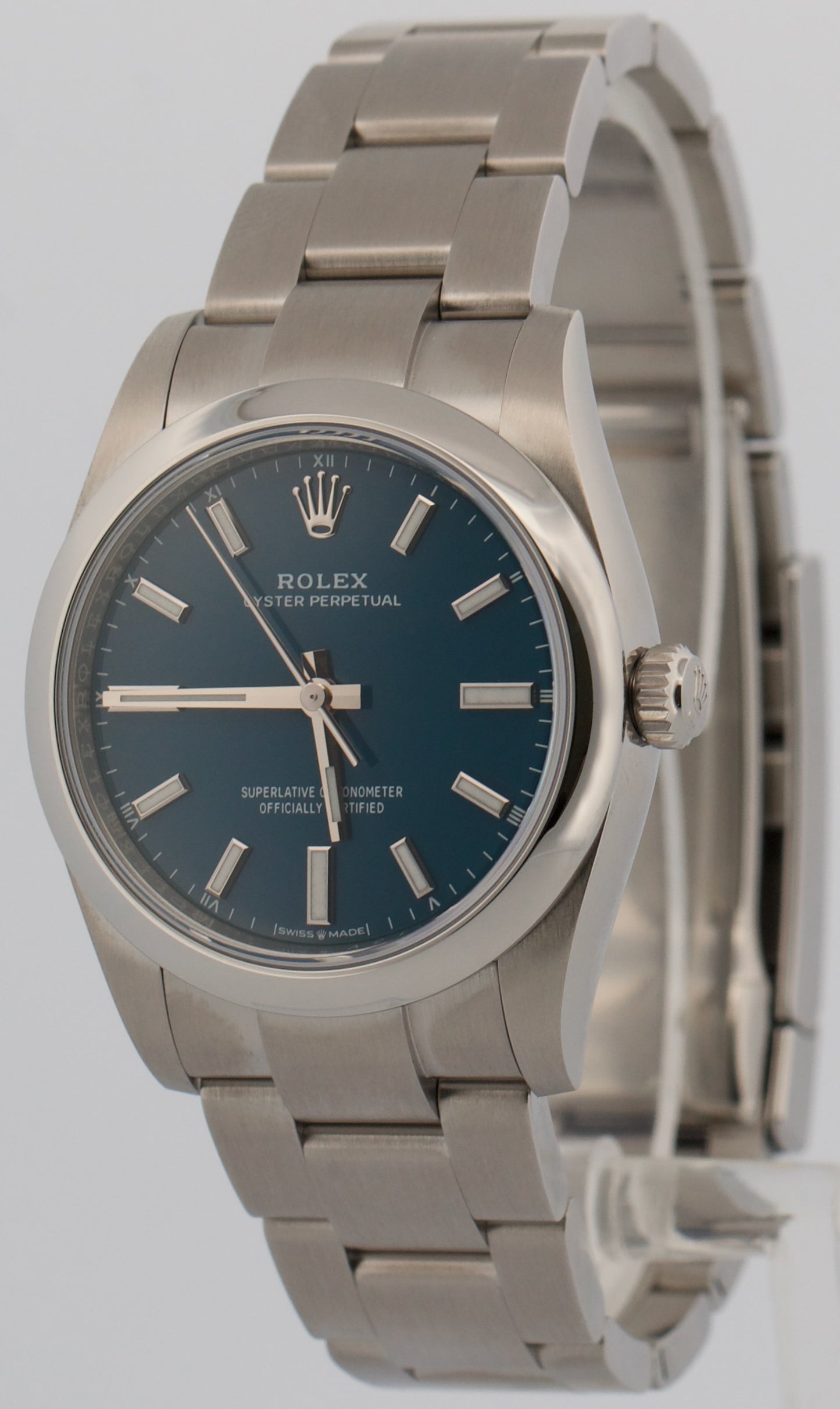 NEW 2026 Rolex Oyster Perpetual 124200 Medium Blue 34mm Oyster Watch Box Papers