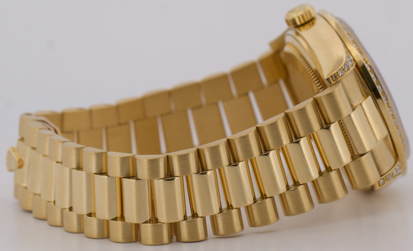 Rolex Day-Date President CROWN COLLECTION 18K Gold MOP DIAMOND 36mm 18138 BOX