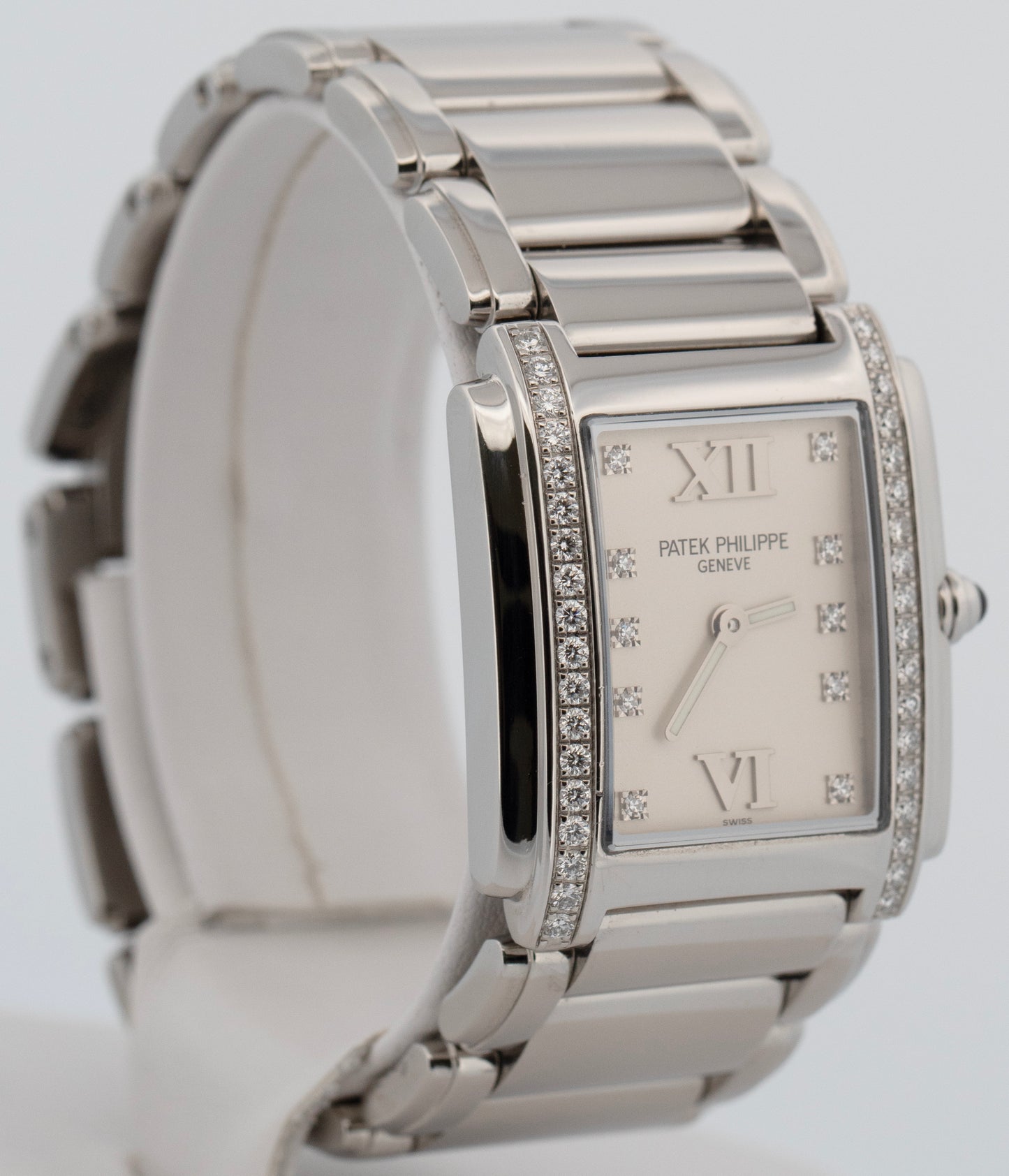 Ladies Patek Philippe Twenty-4 Ivory Steel DIAMOND 25mm Quartz Watch 4910/010