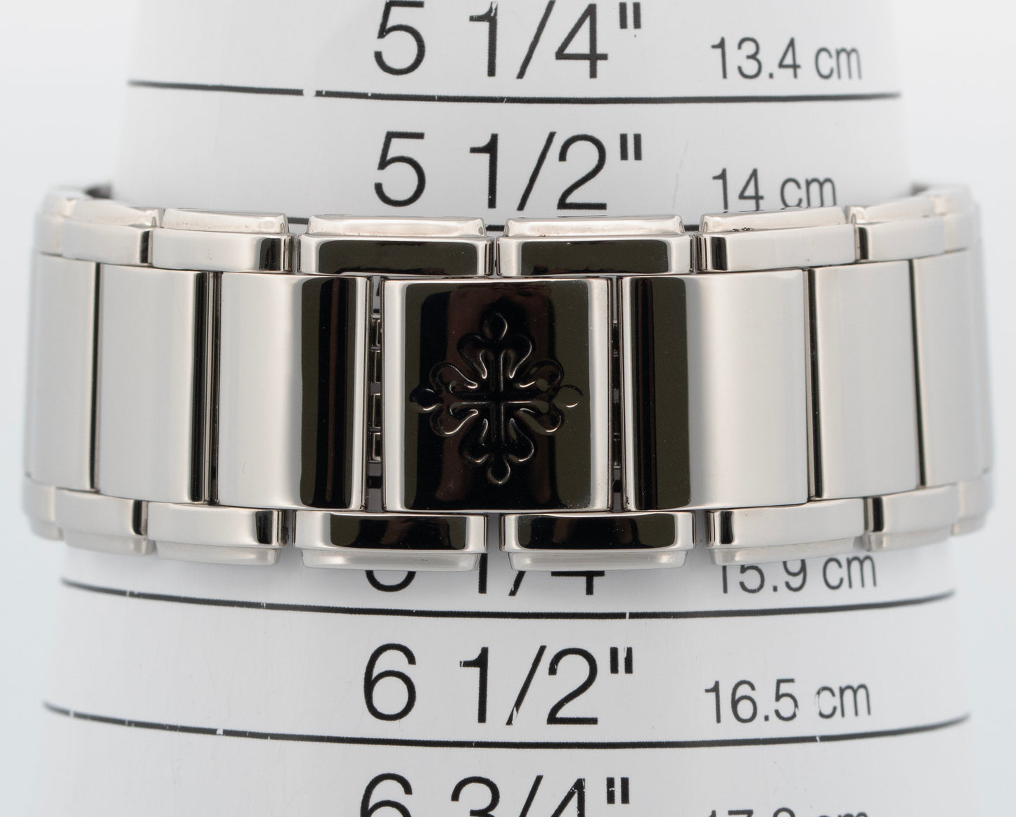 Ladies Patek Philippe Twenty-4 Ivory Steel DIAMOND 25mm Quartz Watch 4910/010