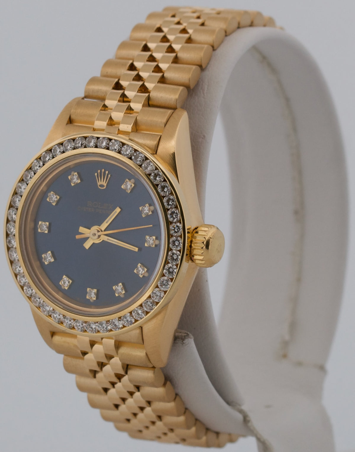 1995 Rolex Oyster Perpetual 26mm Blue Diamond 18K Gold Jubilee 67198 Box Papers