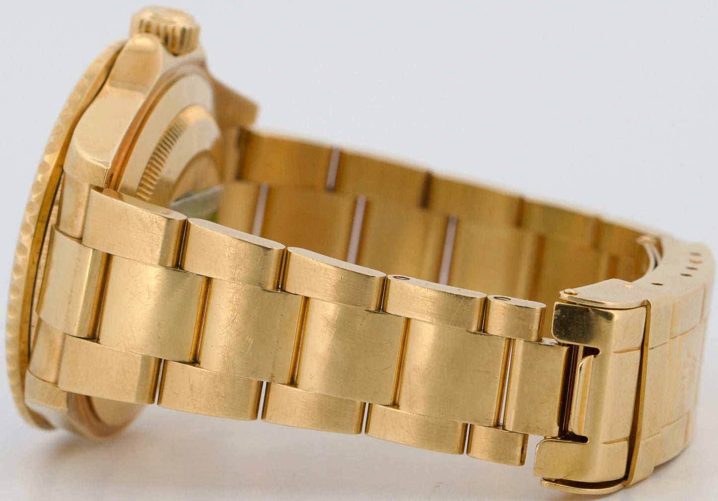 UNPOLISHED Rolex Submariner Date BLUE 18K Yellow Gold NO-HOLES 40mm 16618 Watch