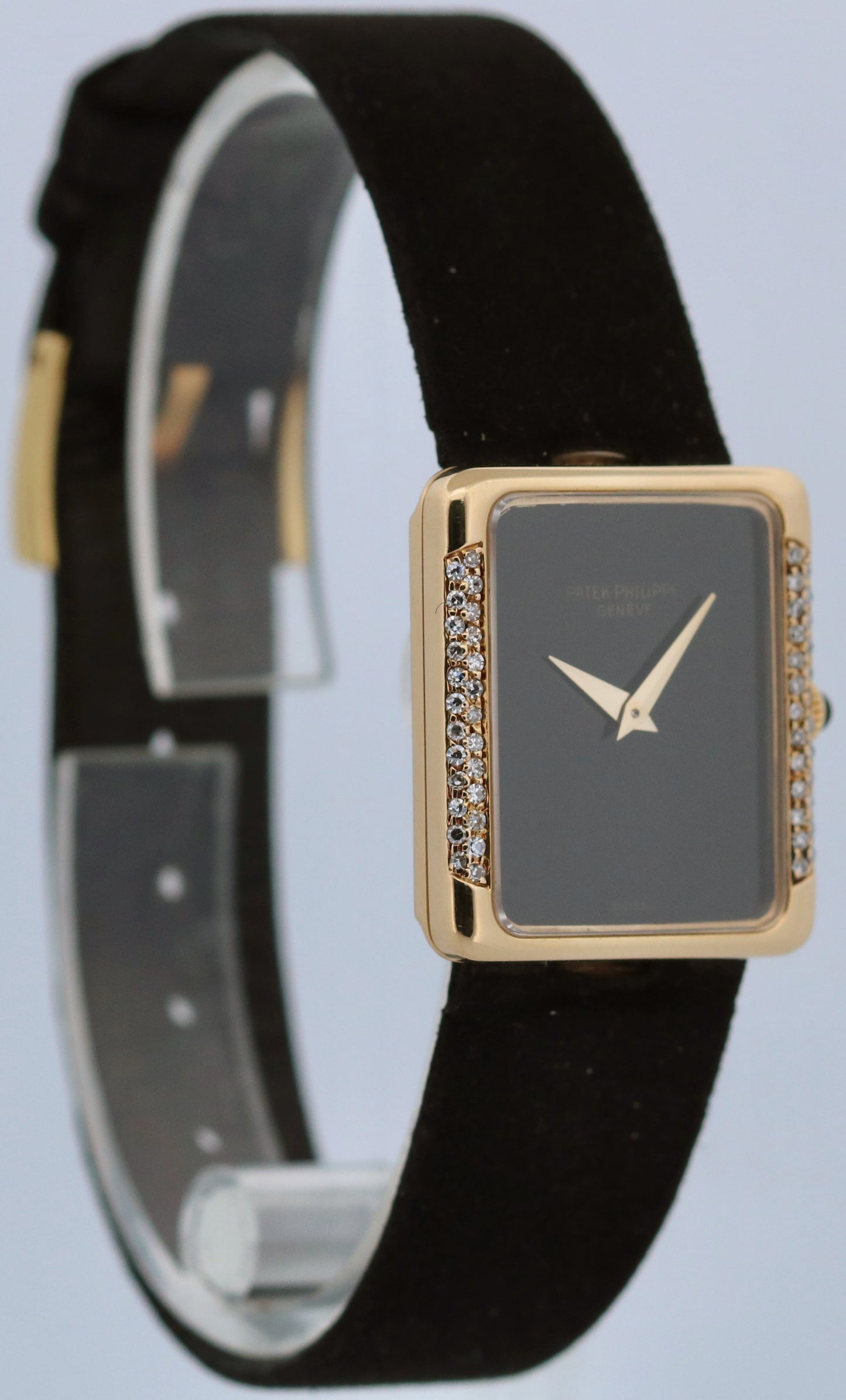 Ladies Patek Philippe BLACK ONYX DIAMOND 22mm Manual 18K Yellow Gold Watch 4311