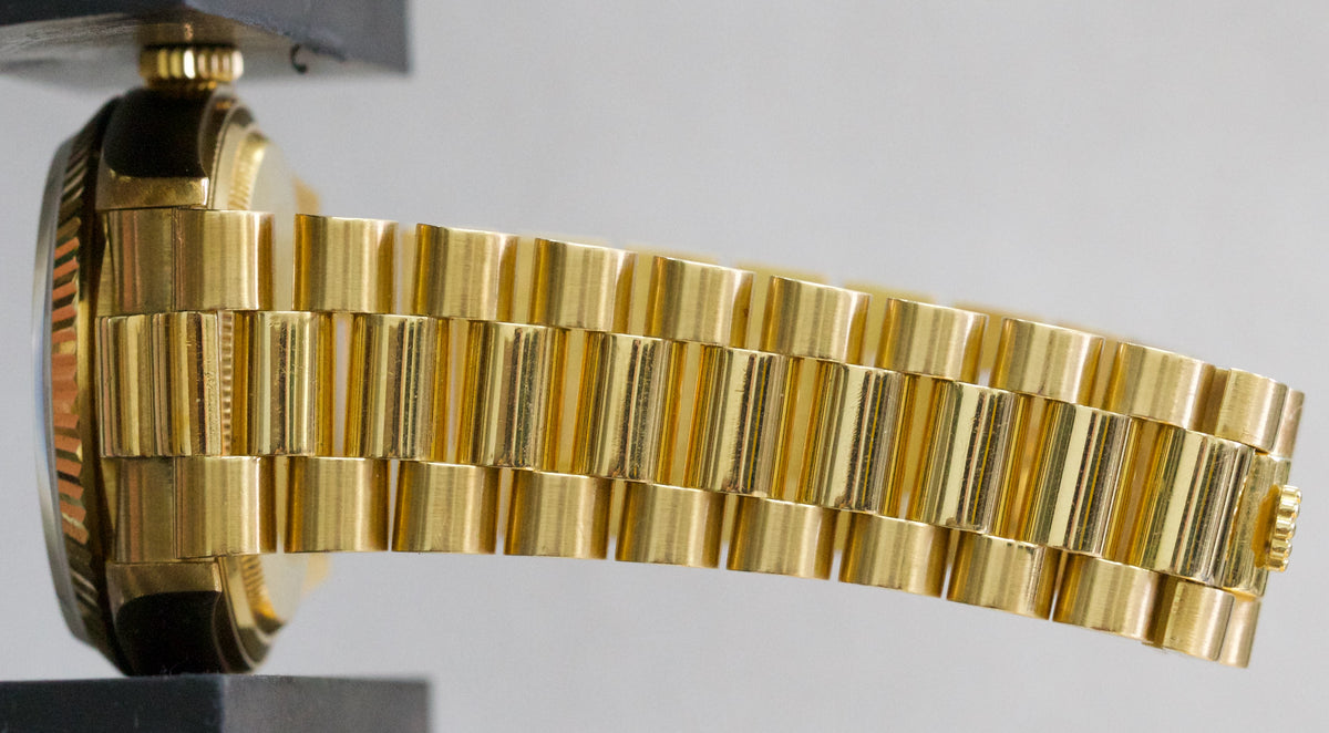 1986 Rolex Day-Date President 18038 Black Fluted 18K Yellow Gold 36mm Watch